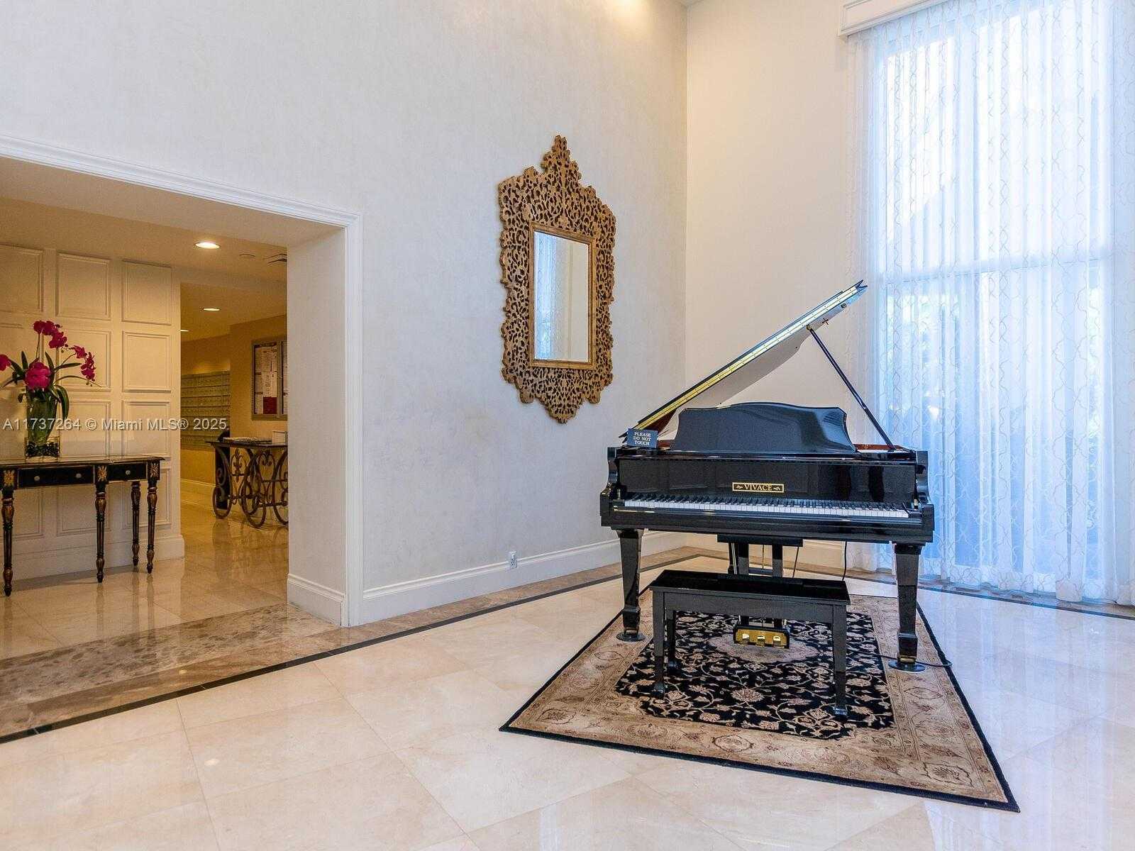 Small Image of 3530 MYSTIC POINTE DR #1913, Aventura Number 4