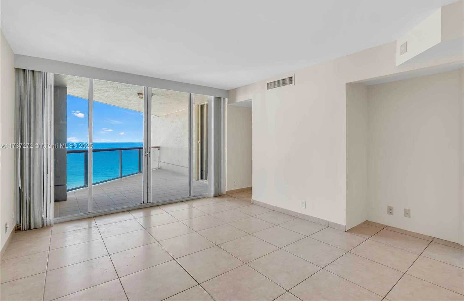 Small Image of 6767 COLLINS AVE #1907, Miami Beach Number 13