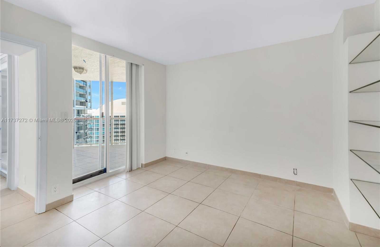 Small Image of 6767 COLLINS AVE #1907, Miami Beach Number 25