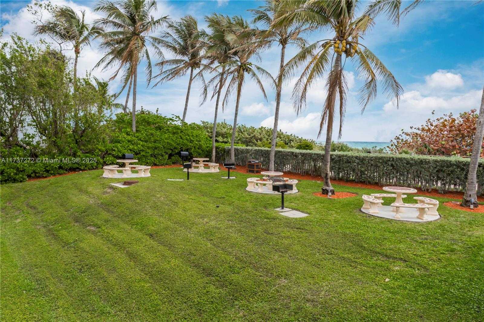 Small Image of 6767 COLLINS AVE #1907, Miami Beach Number 30