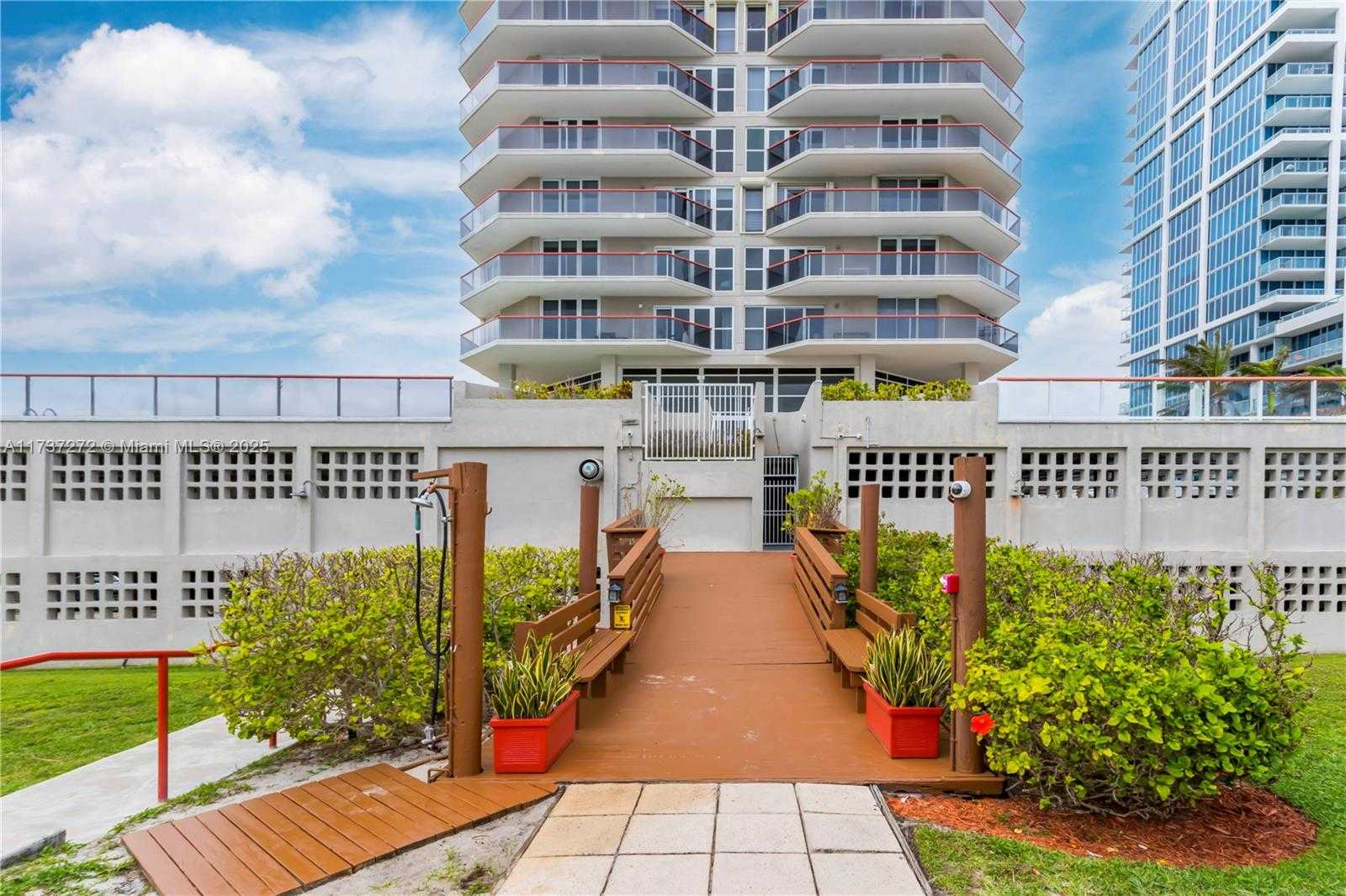 Small Image of 6767 COLLINS AVE #1907, Miami Beach Number 32