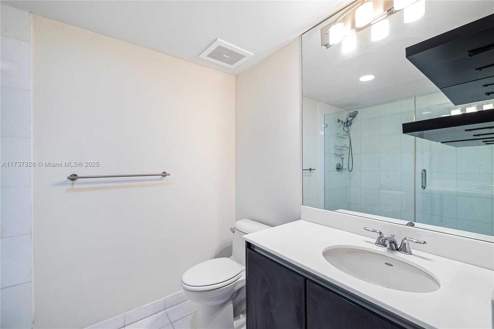 Small Image of 665 NORTH EAST 25TH ST #1803, Miami Number 17