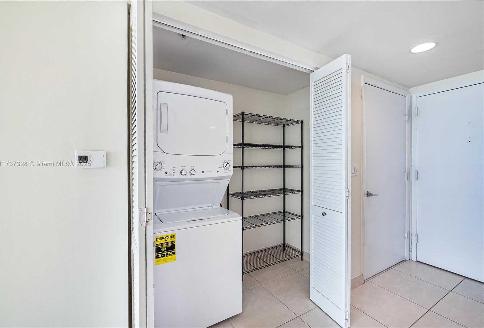 Small Image of 665 NORTH EAST 25TH ST #1803, Miami Number 27