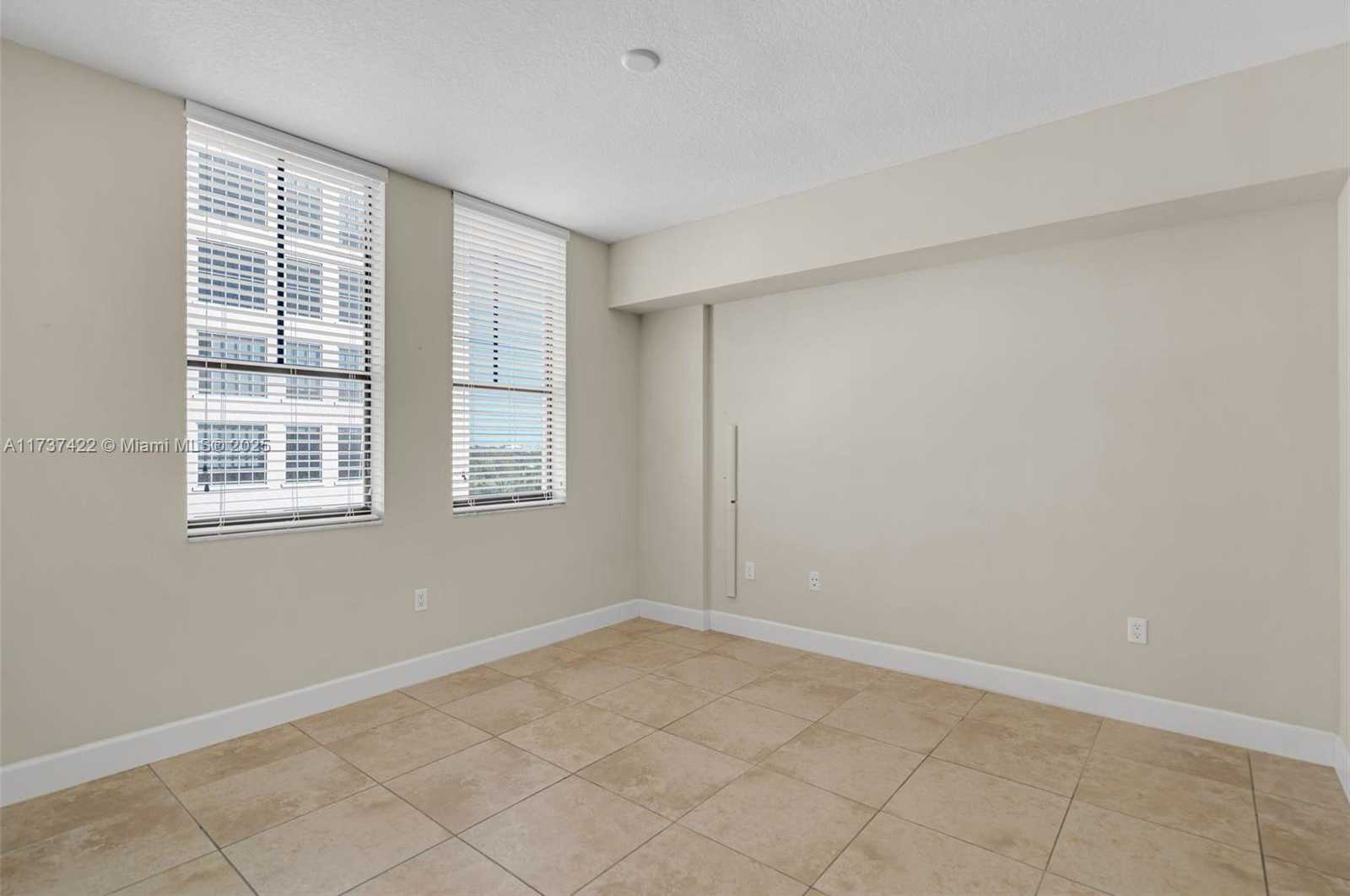 Small Image of 55 MERRICK WAY #624, Coral Gables Number 12