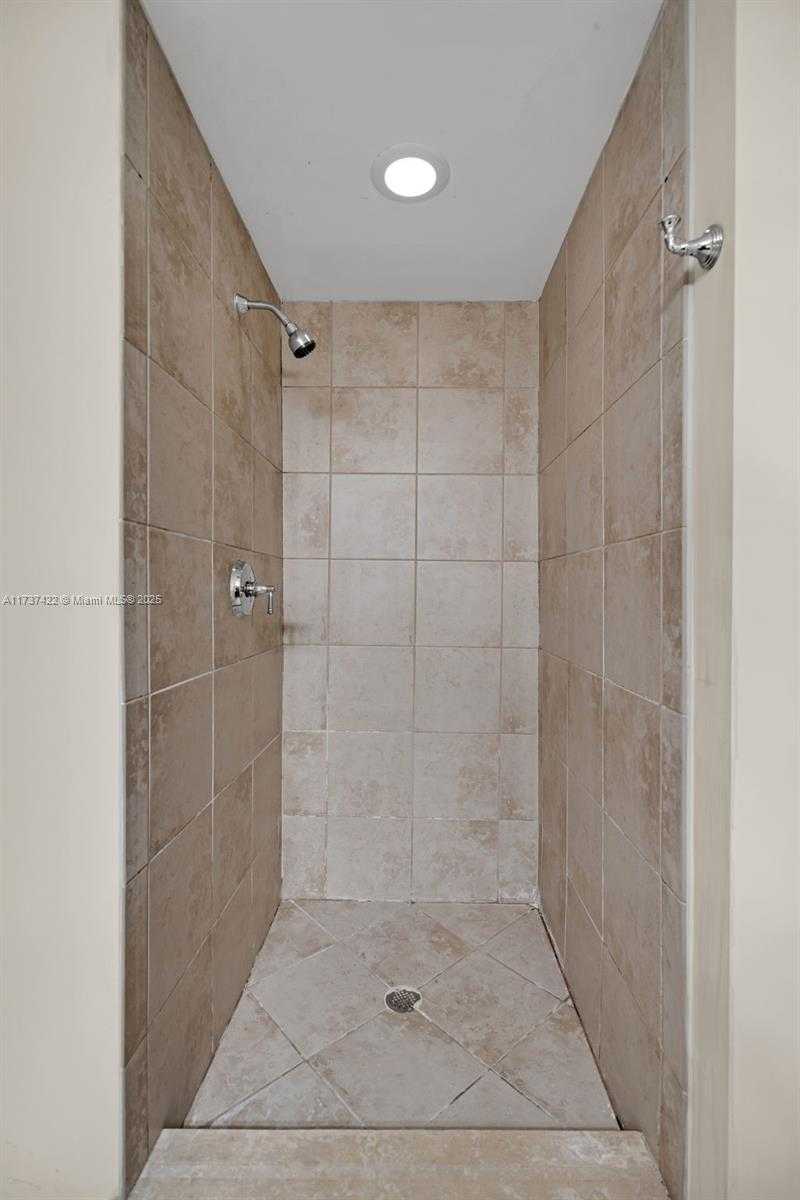 Small Image of 55 MERRICK WAY #624, Coral Gables Number 15
