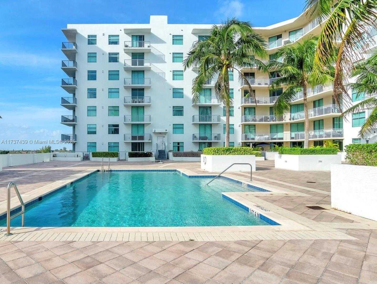Small Image of 140 Dixie Hwy, Hollywood, FL 33020, USA Number 16