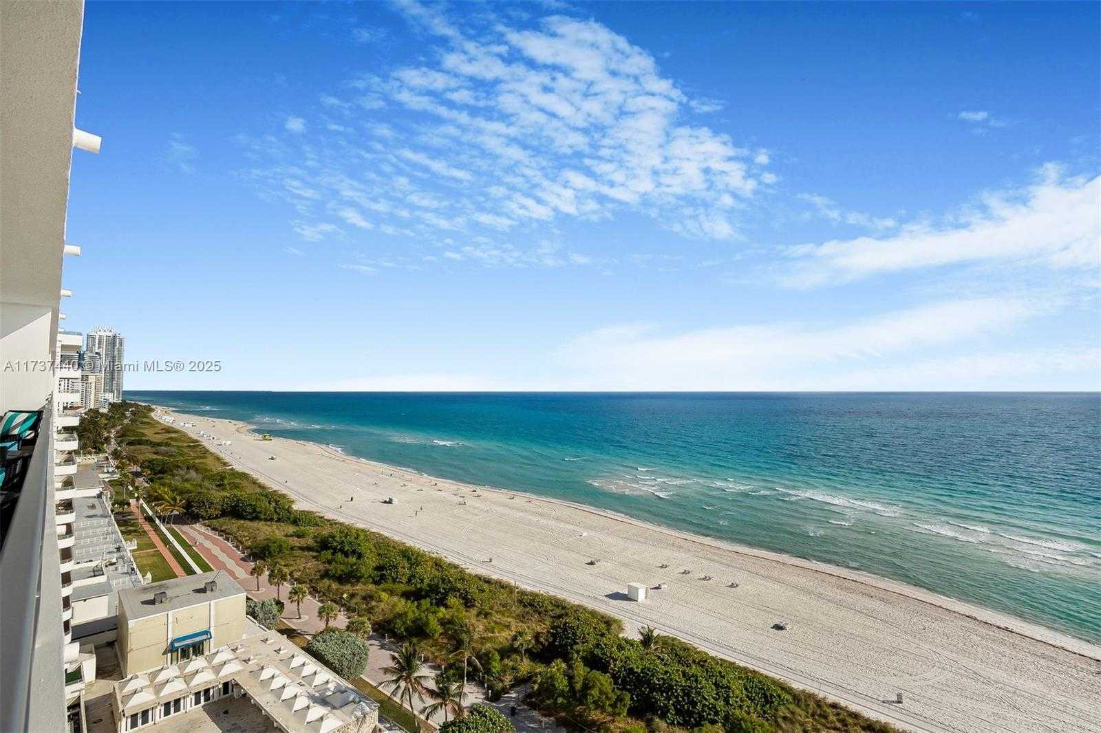Small Image of 5555 COLLINS AVE #16L, Miami Beach Number 45