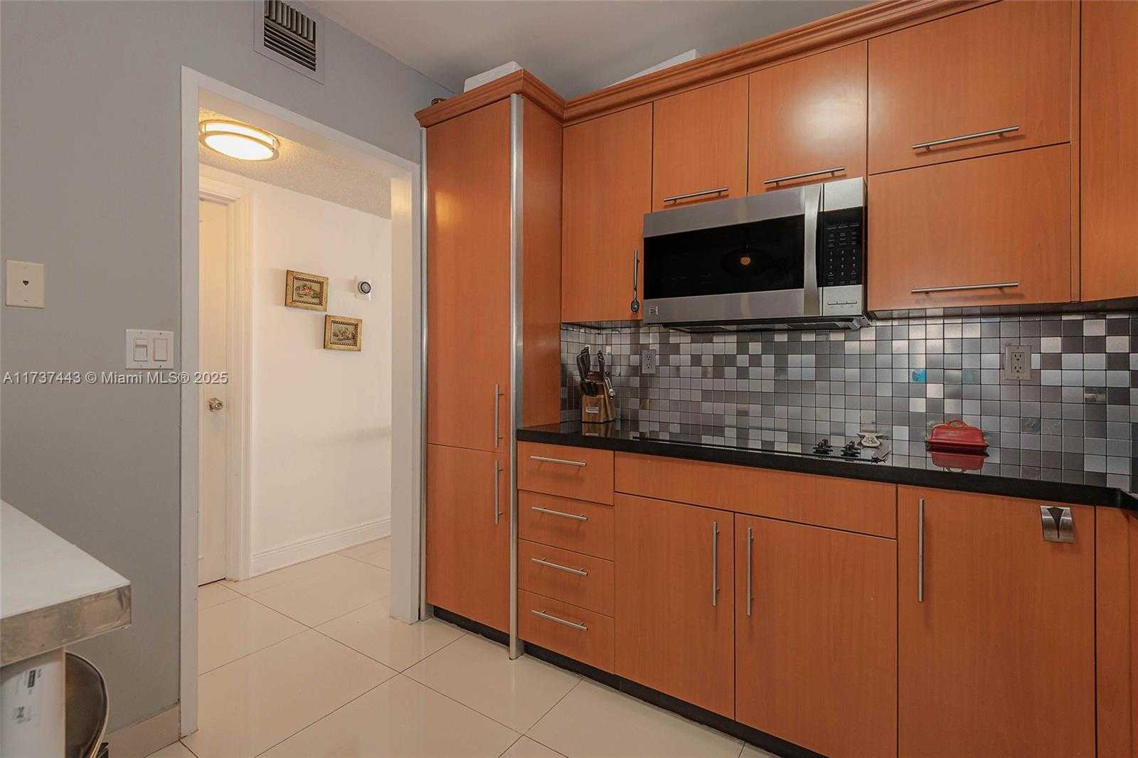 Small Image of 3725 SOUTH OCEAN DR #1221, Hollywood Number 12