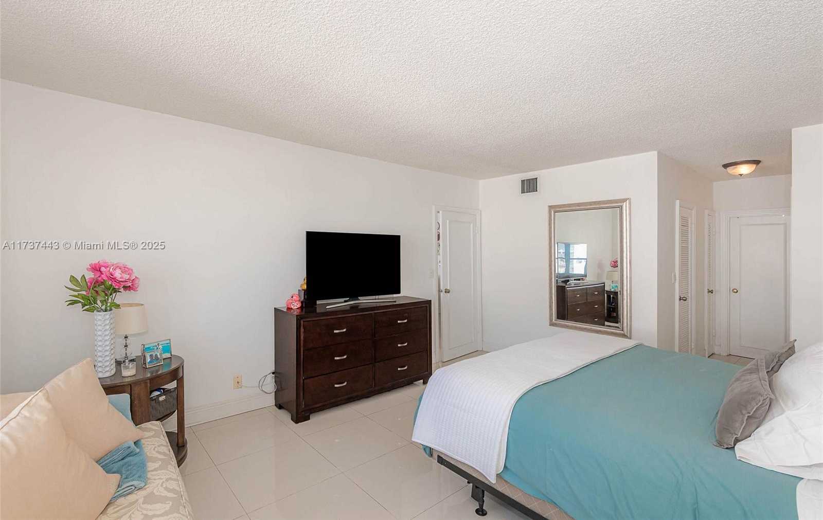 Small Image of 3725 SOUTH OCEAN DR #1221, Hollywood Number 16