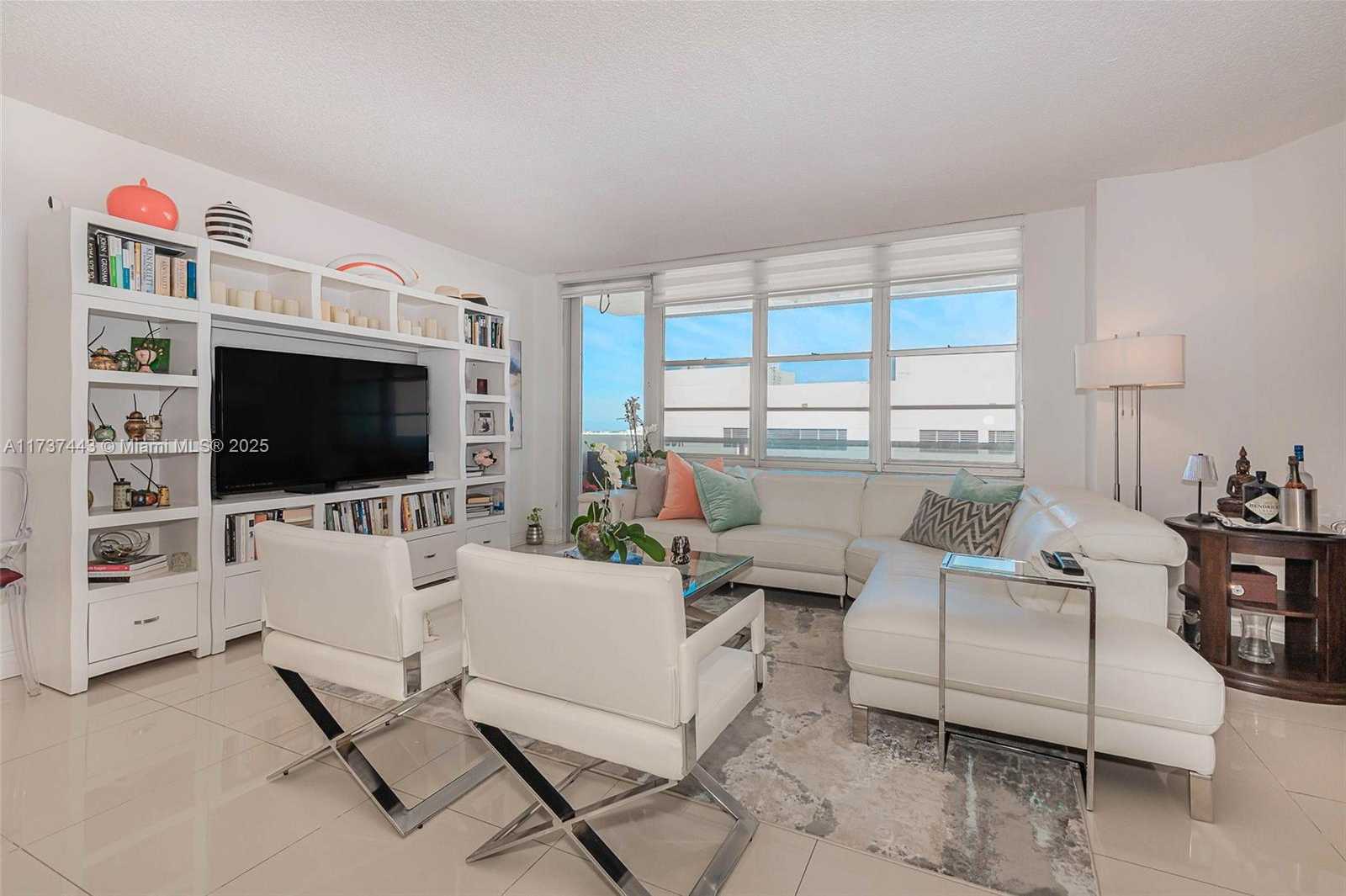 Small Image of 3725 SOUTH OCEAN DR #1221, Hollywood Number 2