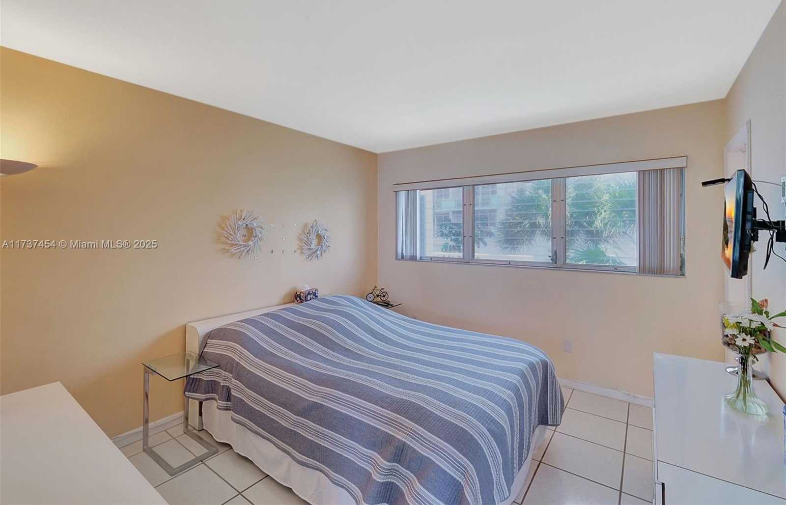 Small Image of 1155 103RD ST #9B, Bay Harbor Islands Number 17
