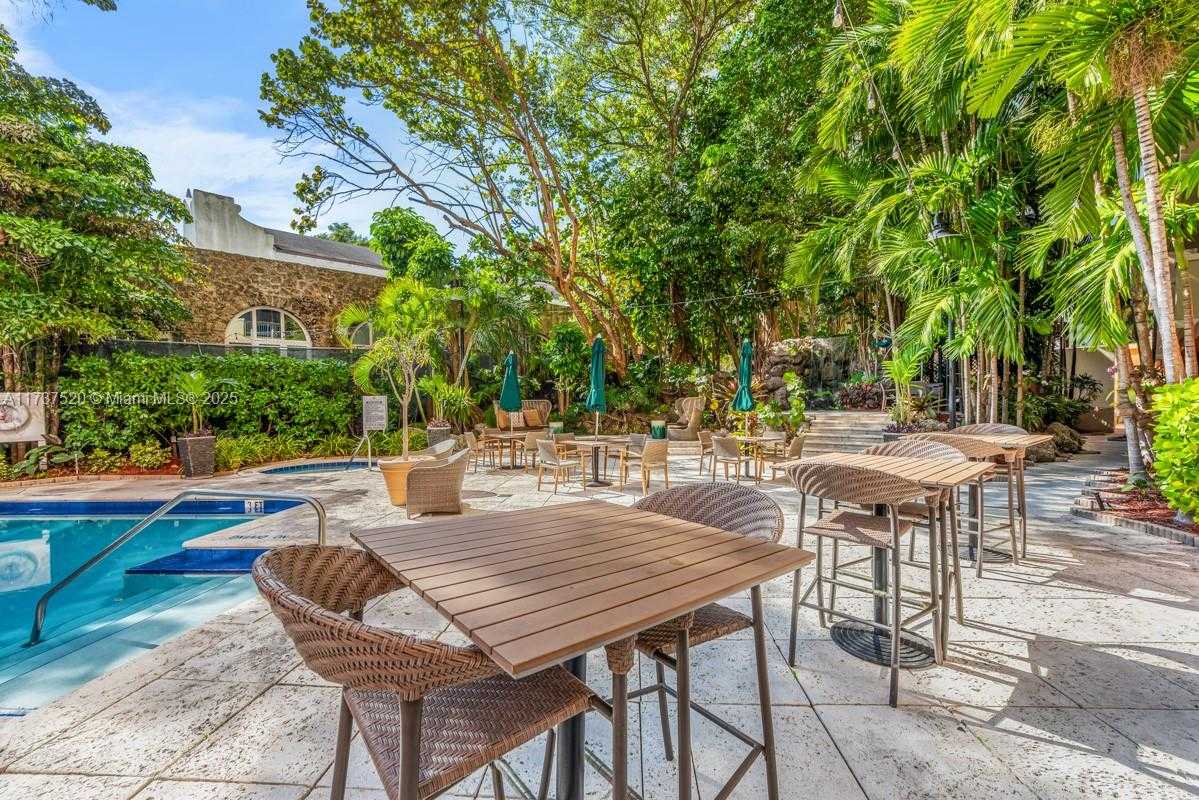 Small Image of 2951 SOUTH BAYSHORE DR #917, Miami Number 11