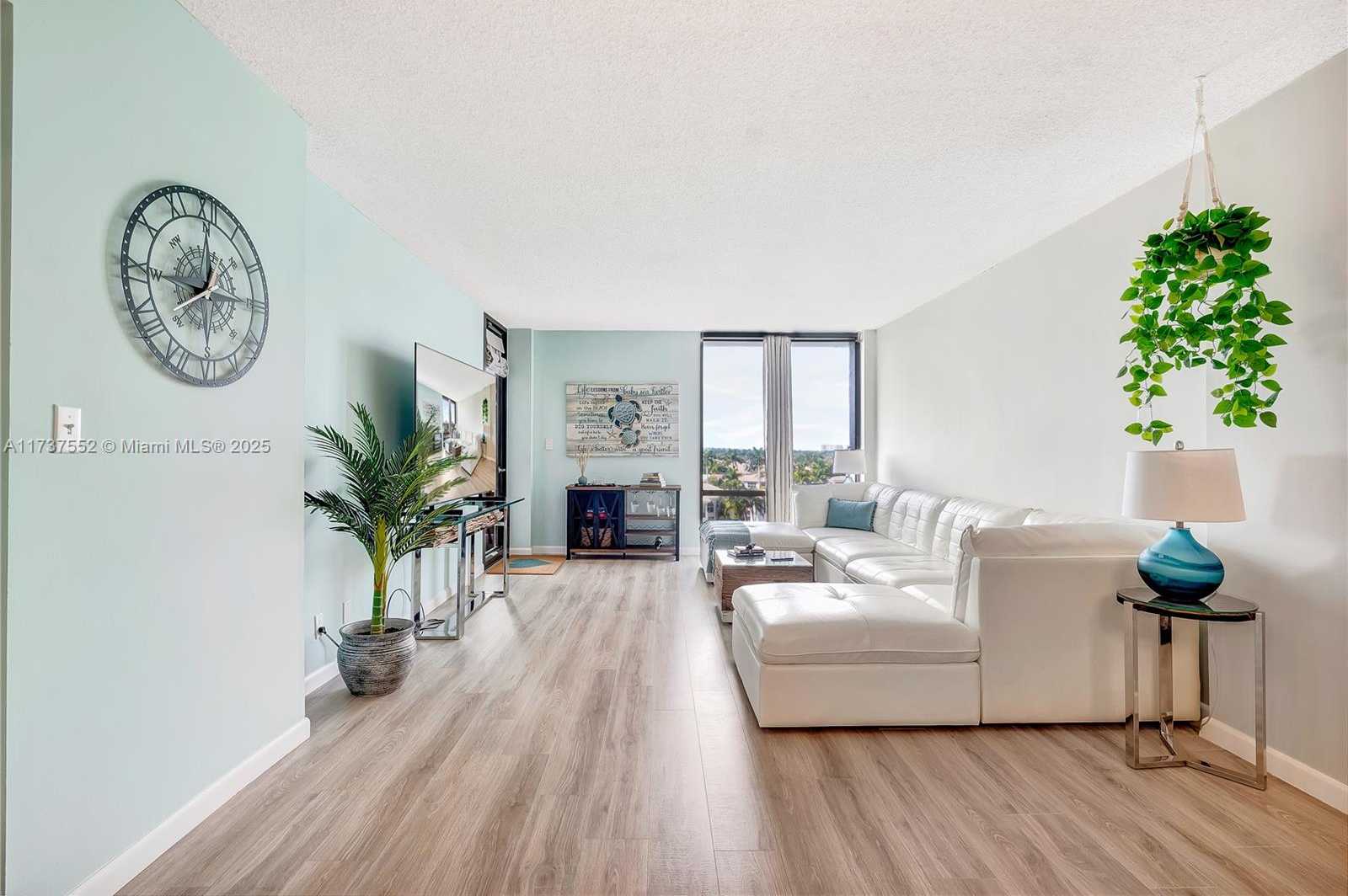 Small Image of 1600 SOUTH OCEAN DR #7B, Hollywood Number 2