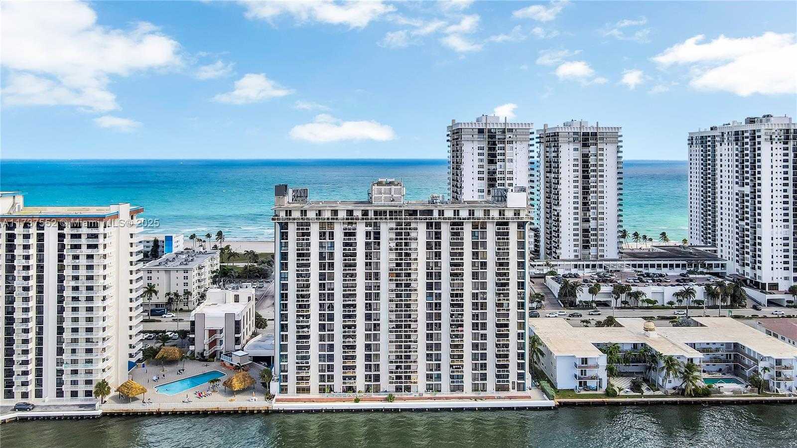 Small Image of 1600 SOUTH OCEAN DR #7B, Hollywood Number 8