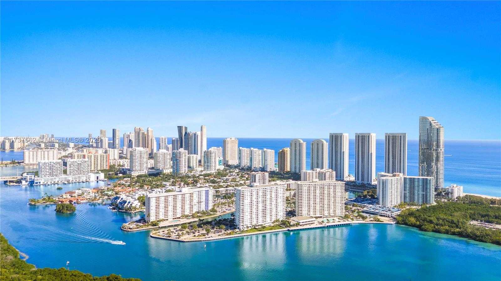 Small Image of 300 BAYVIEW DR #1112, Sunny Isles Beach Number 31