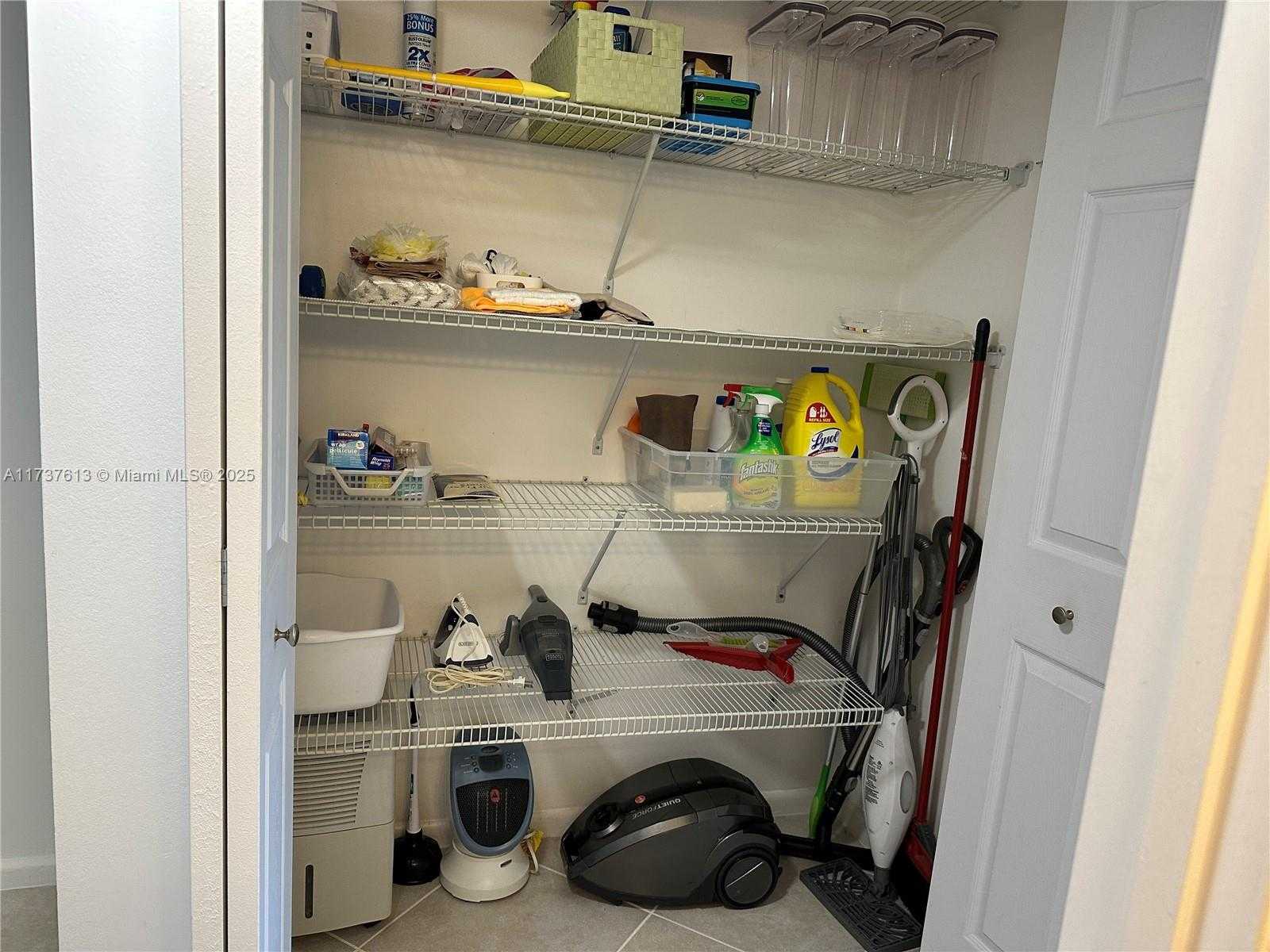 Small Image of 143 OAKRIDGE J #143, Deerfield Beach Number 12