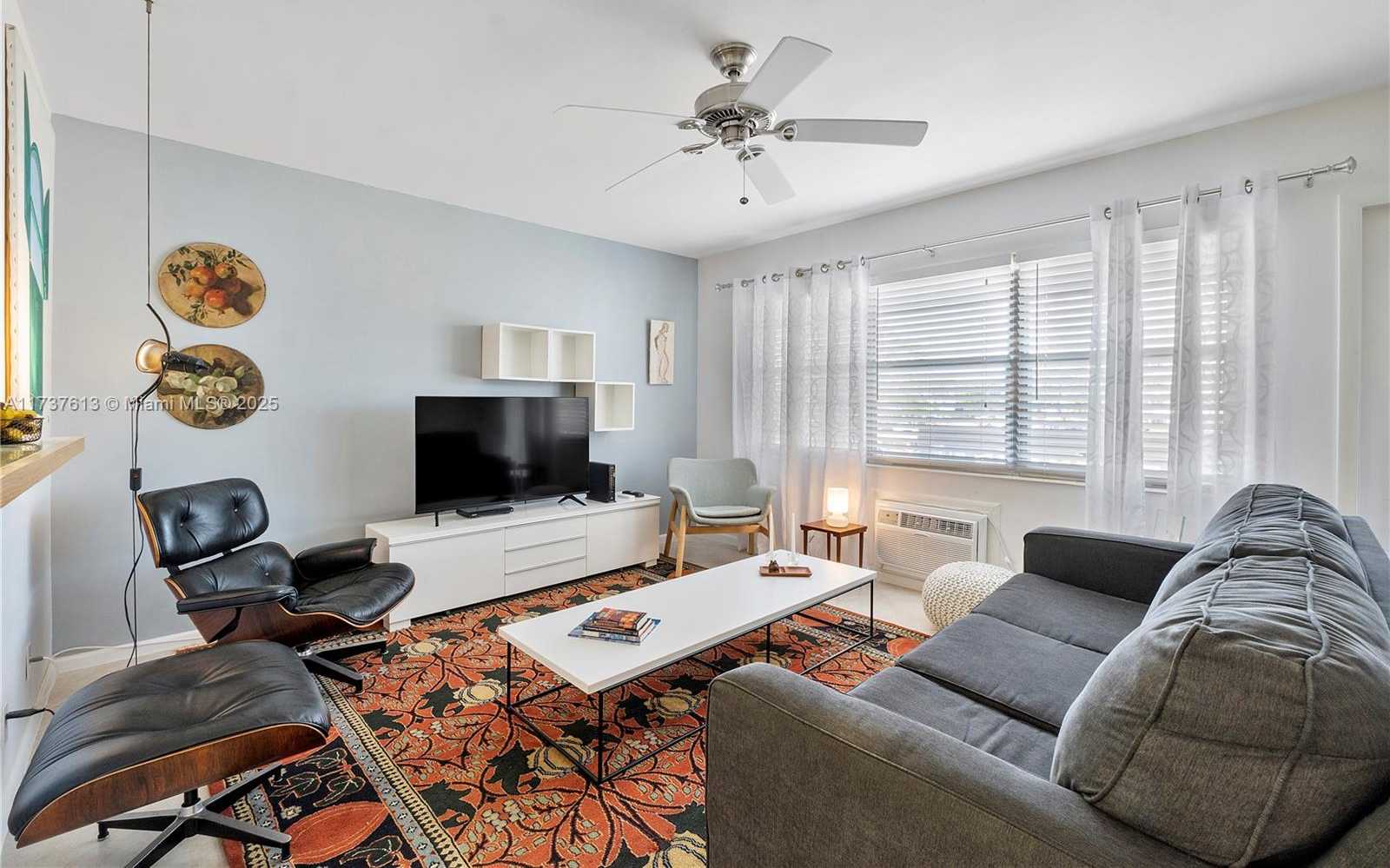 Small Image of 143 OAKRIDGE J #143, Deerfield Beach Number 5