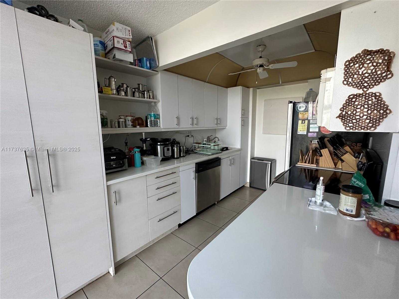 Small Image of 18181 NORTH EAST 31ST CT #705, Aventura Number 5