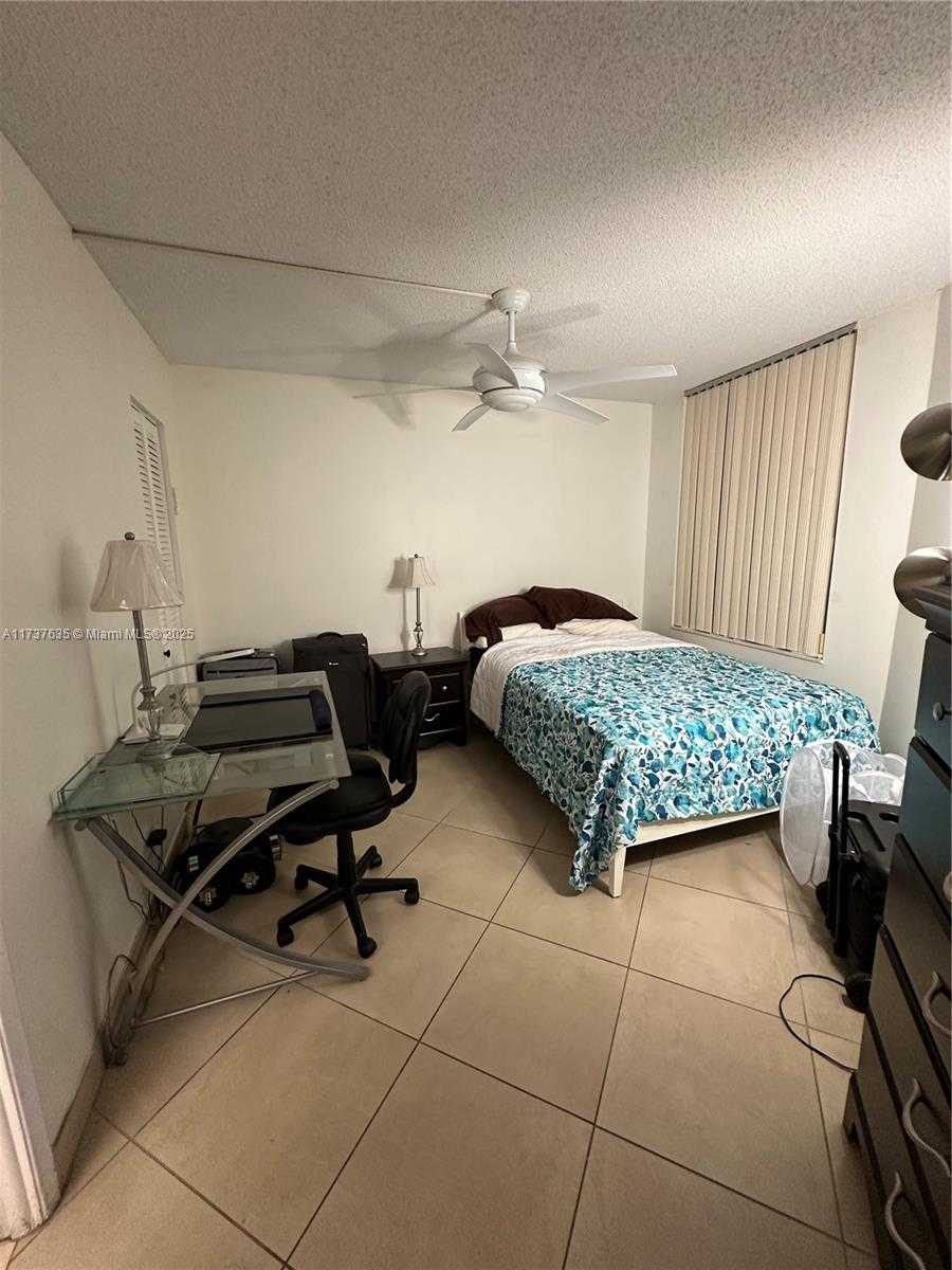 Small Image of 18181 NORTH EAST 31ST CT #705, Aventura Number 6