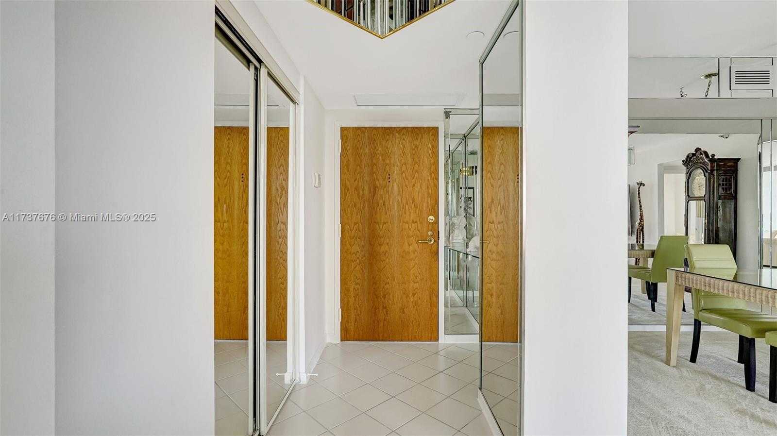 Small Image of 3610 YACHT CLUB DR #1112, Aventura Number 10