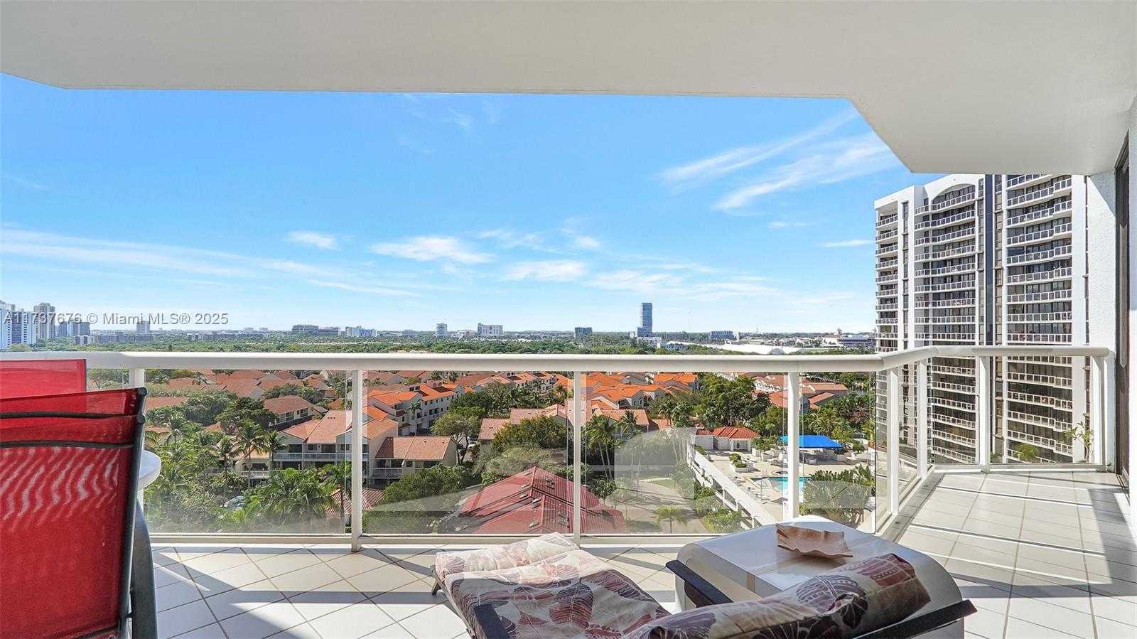 Small Image of 3610 YACHT CLUB DR #1112, Aventura Number 40