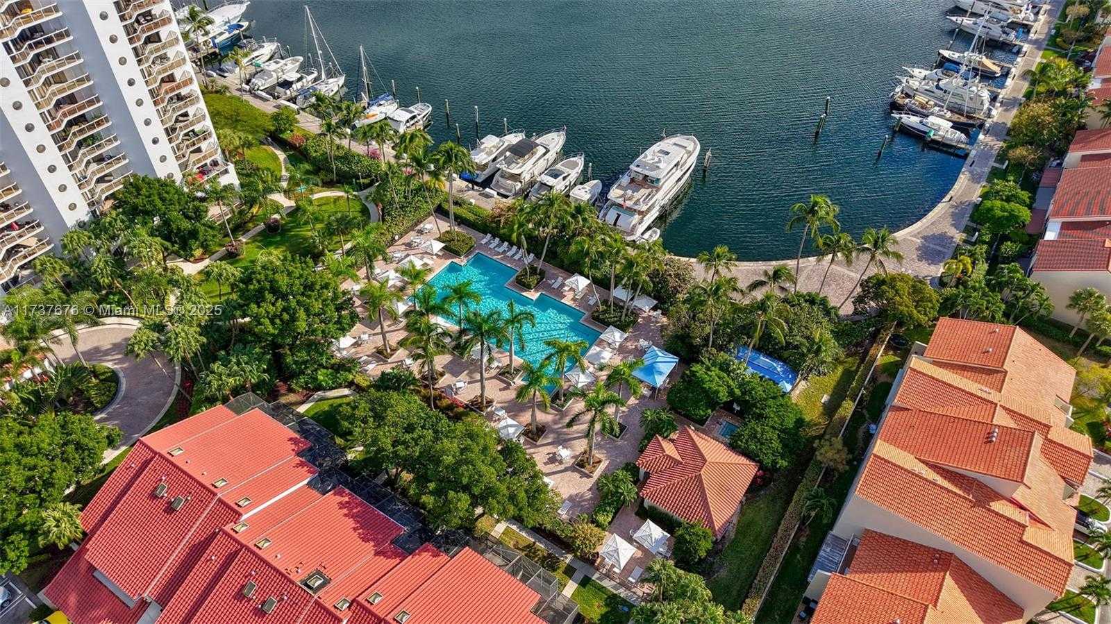 Small Image of 3610 YACHT CLUB DR #1112, Aventura Number 8