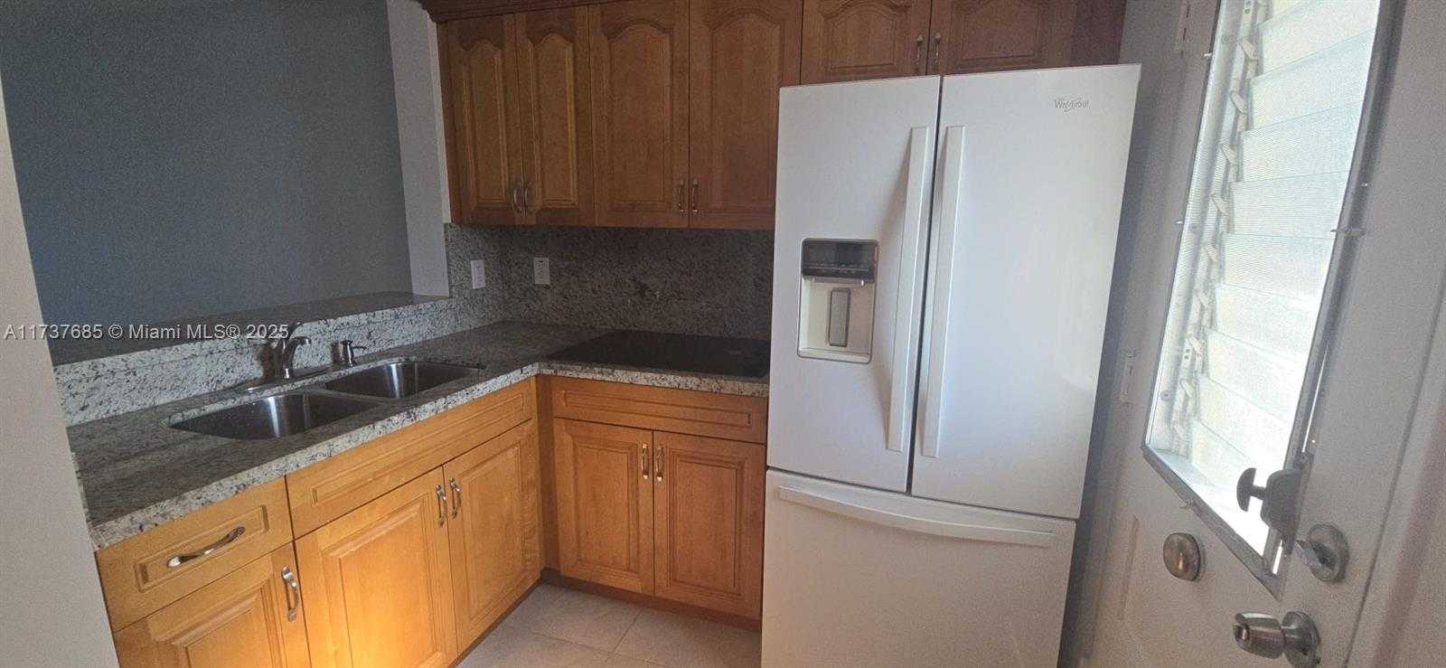Small Image of 2905 POINT EAST DR #L209, Aventura Number 19