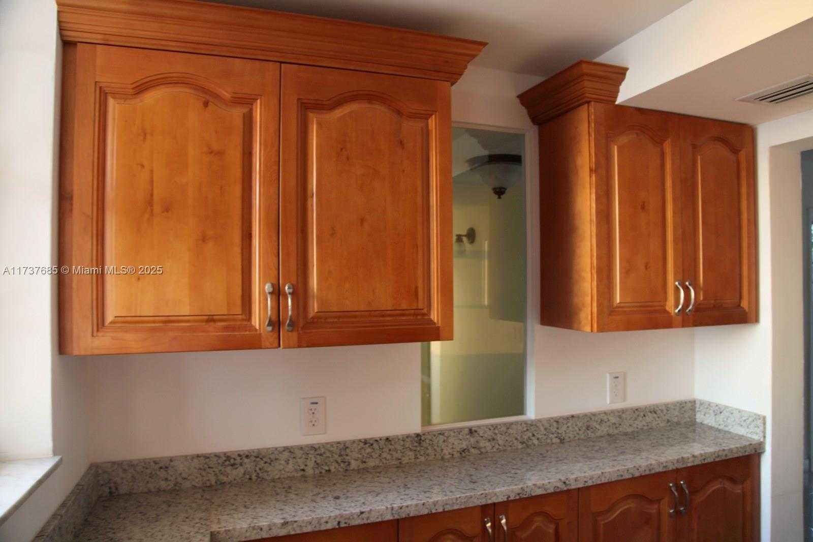 Small Image of 2905 POINT EAST DR #L209, Aventura Number 20