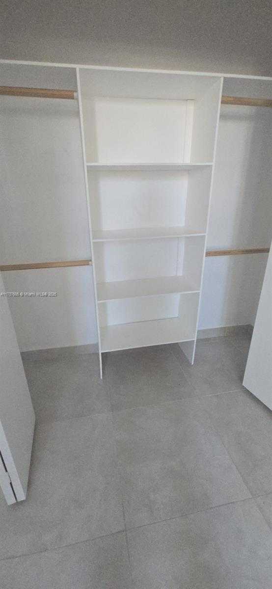 Small Image of 2905 POINT EAST DR #L209, Aventura Number 24
