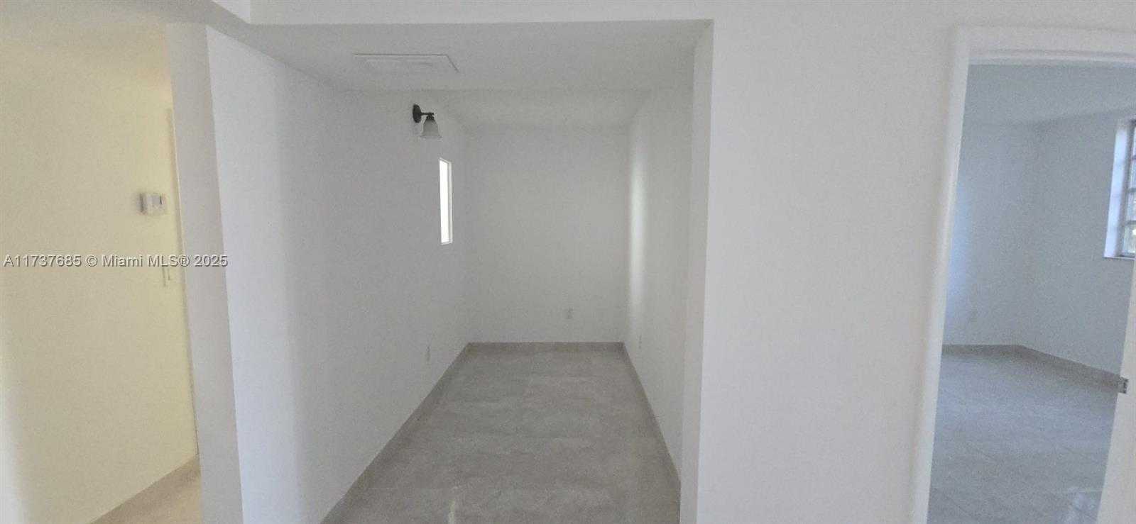 Small Image of 2905 POINT EAST DR #L209, Aventura Number 26