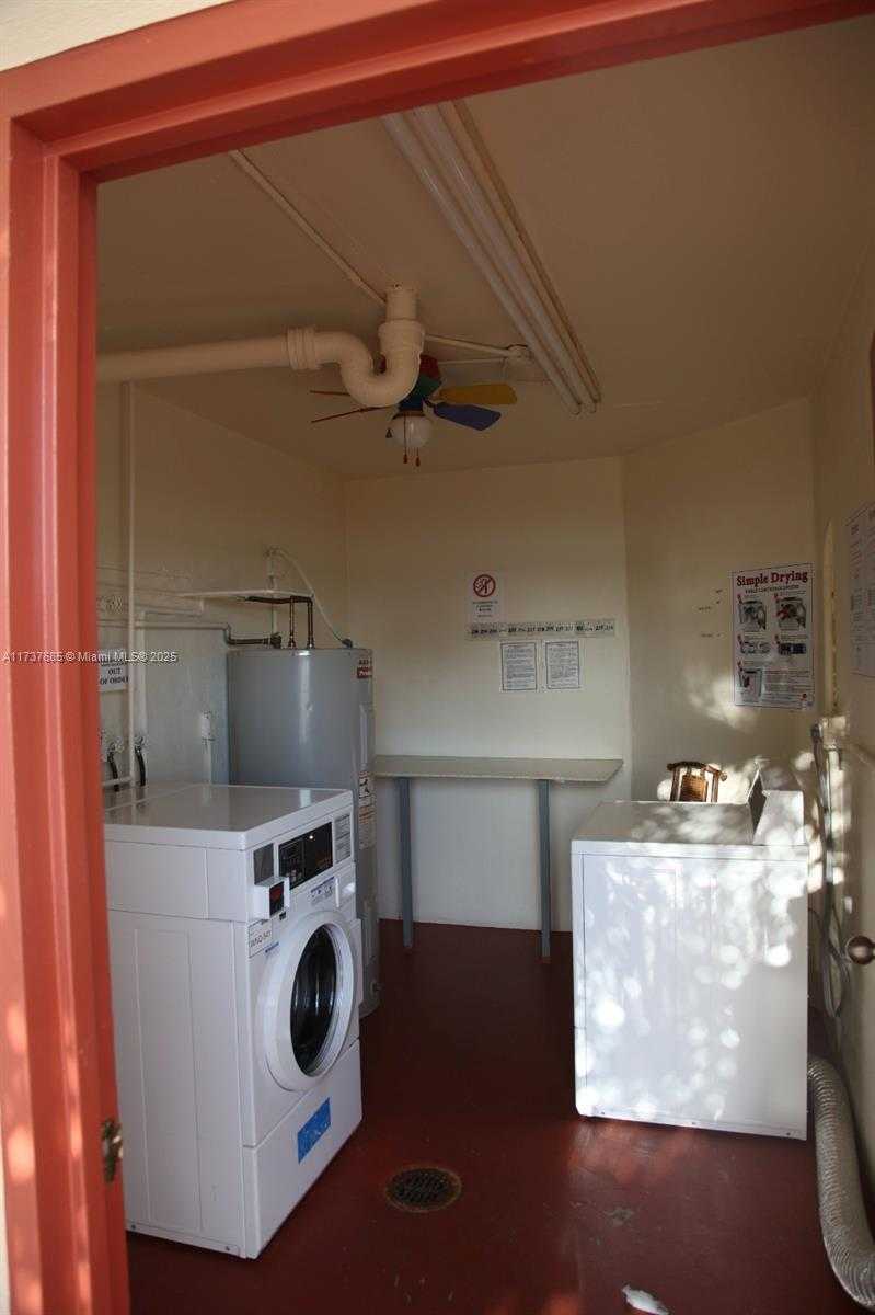 Small Image of 2905 POINT EAST DR #L209, Aventura Number 35