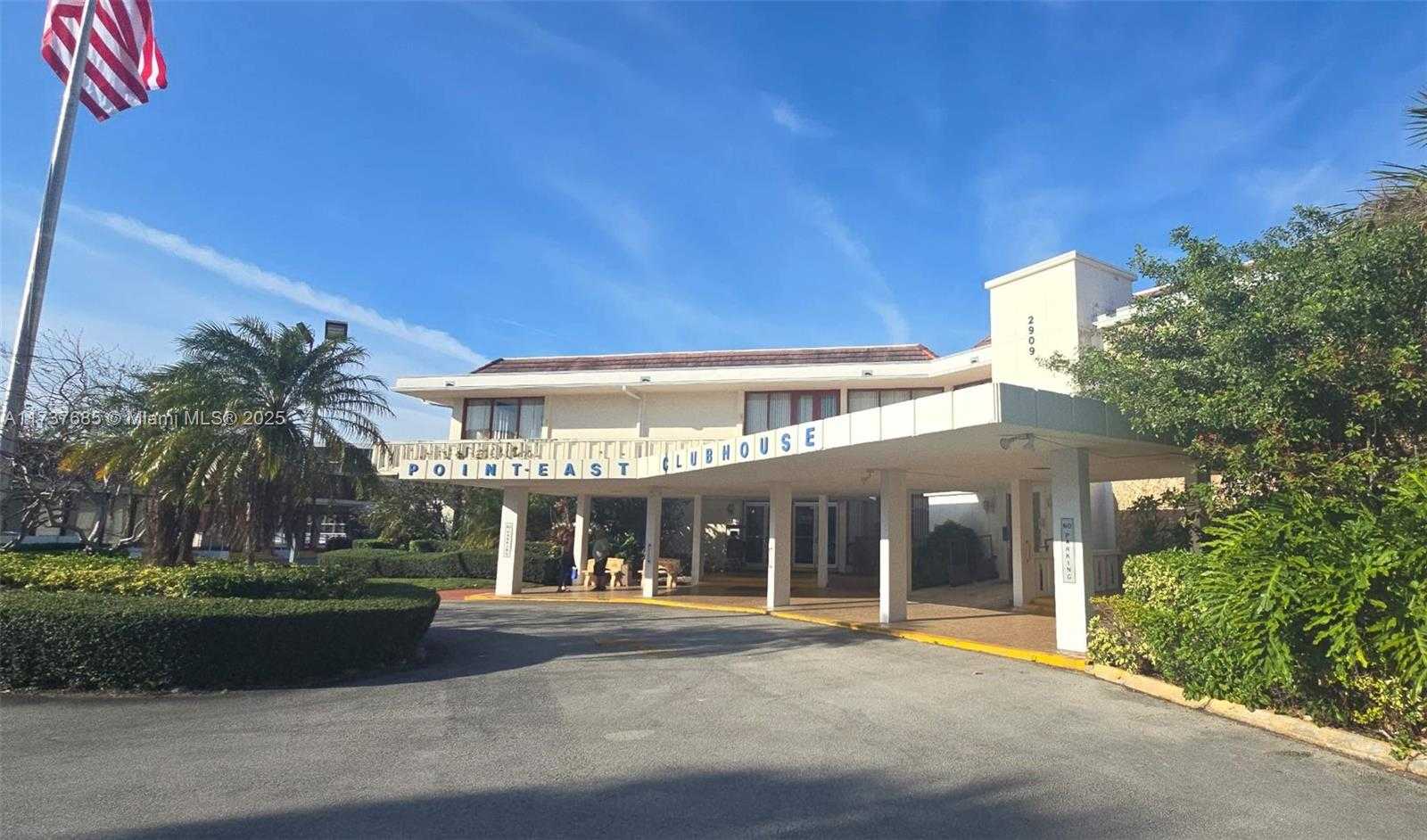 Small Image of 2905 POINT EAST DR #L209, Aventura Number 42