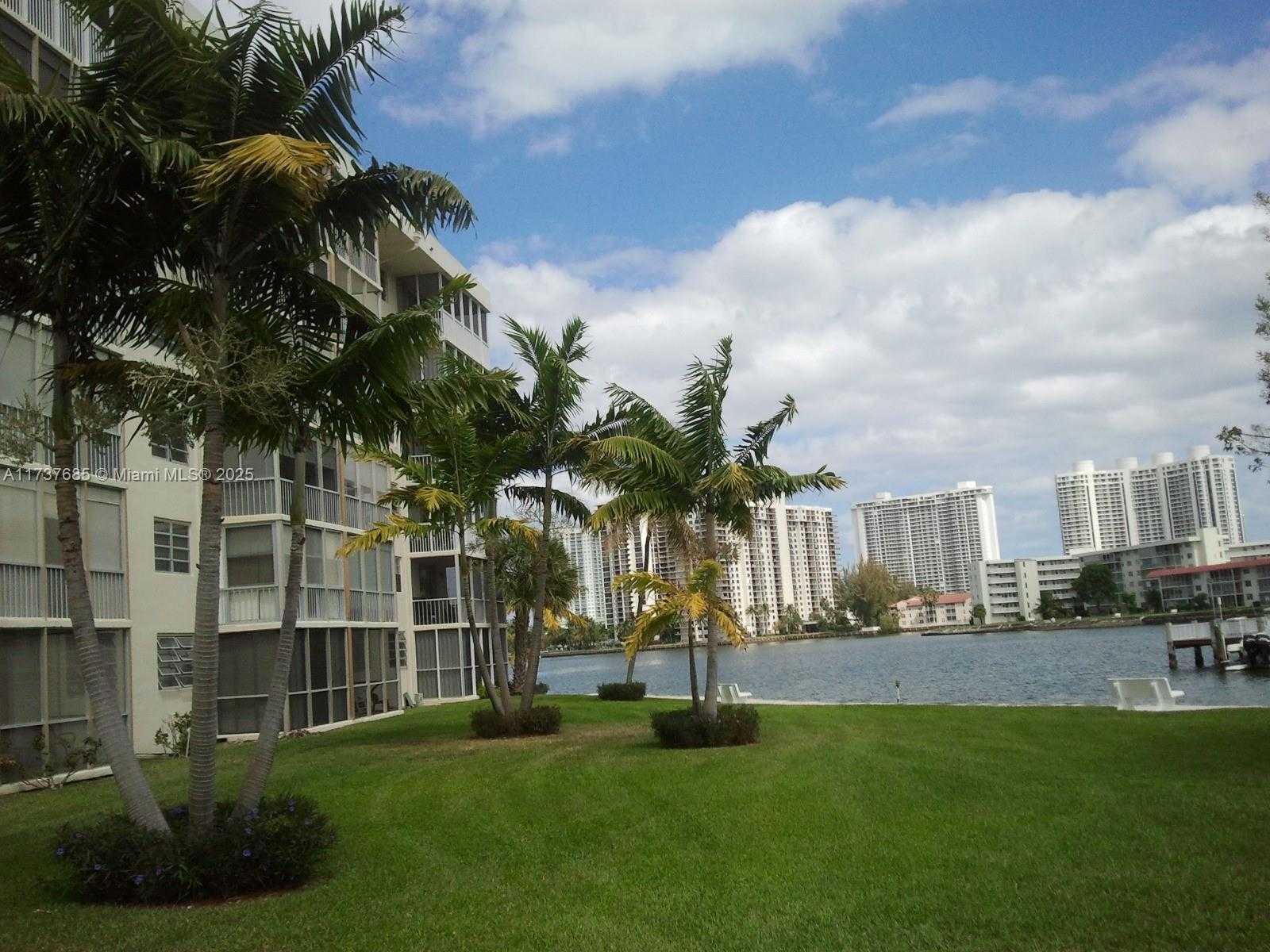 Small Image of 2905 POINT EAST DR #L209, Aventura Number 48