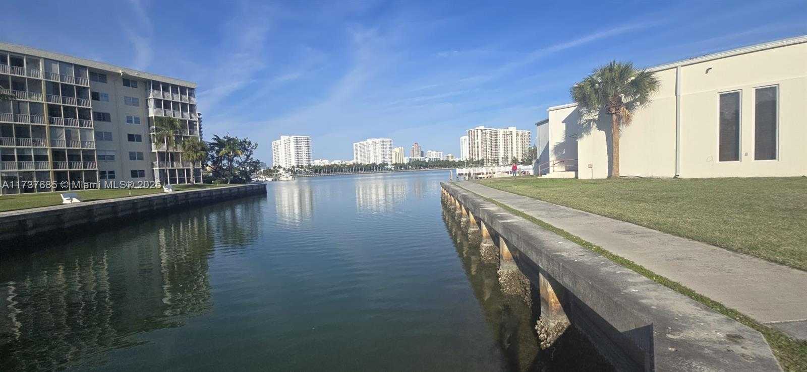 Small Image of 2905 POINT EAST DR #L209, Aventura Number 51