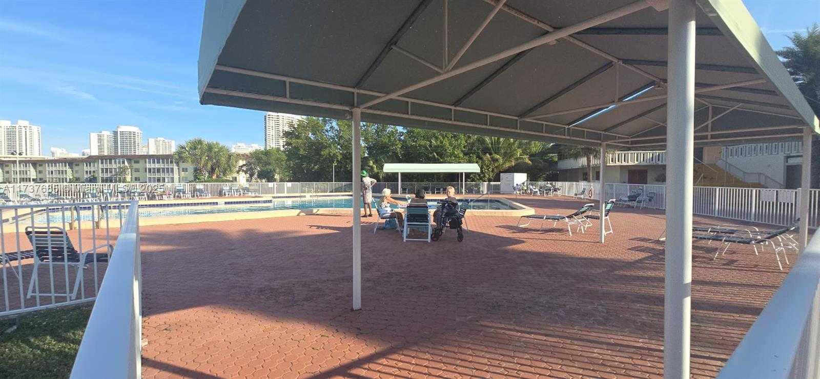 Small Image of 2905 POINT EAST DR #L209, Aventura Number 53