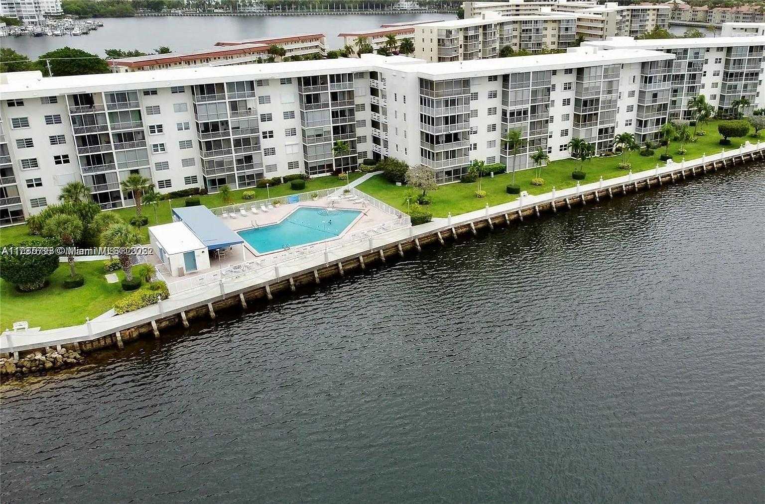 Small Image of 2905 POINT EAST DR #L209, Aventura Number 55