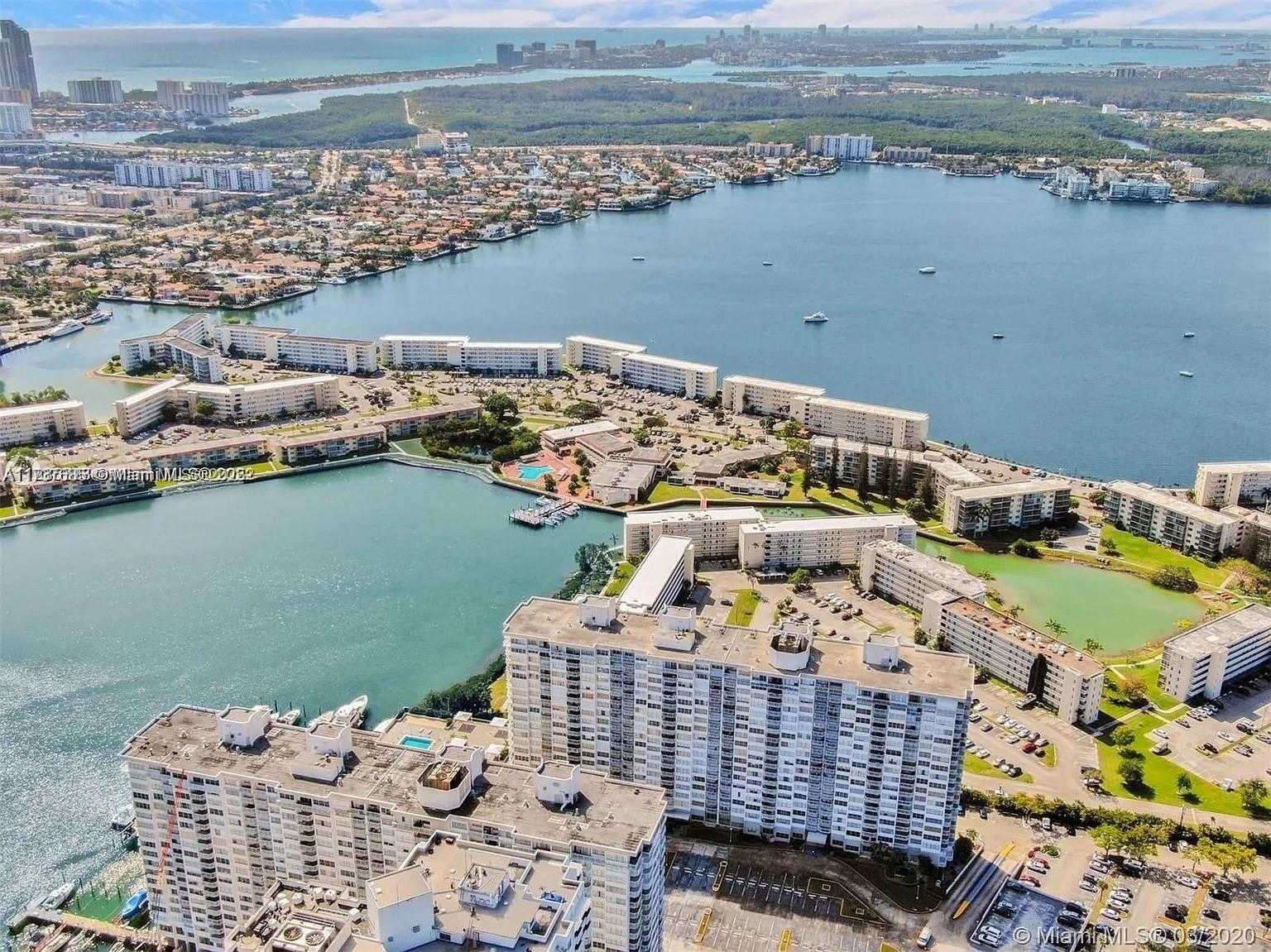 Small Image of 2905 POINT EAST DR #L209, Aventura Number 59