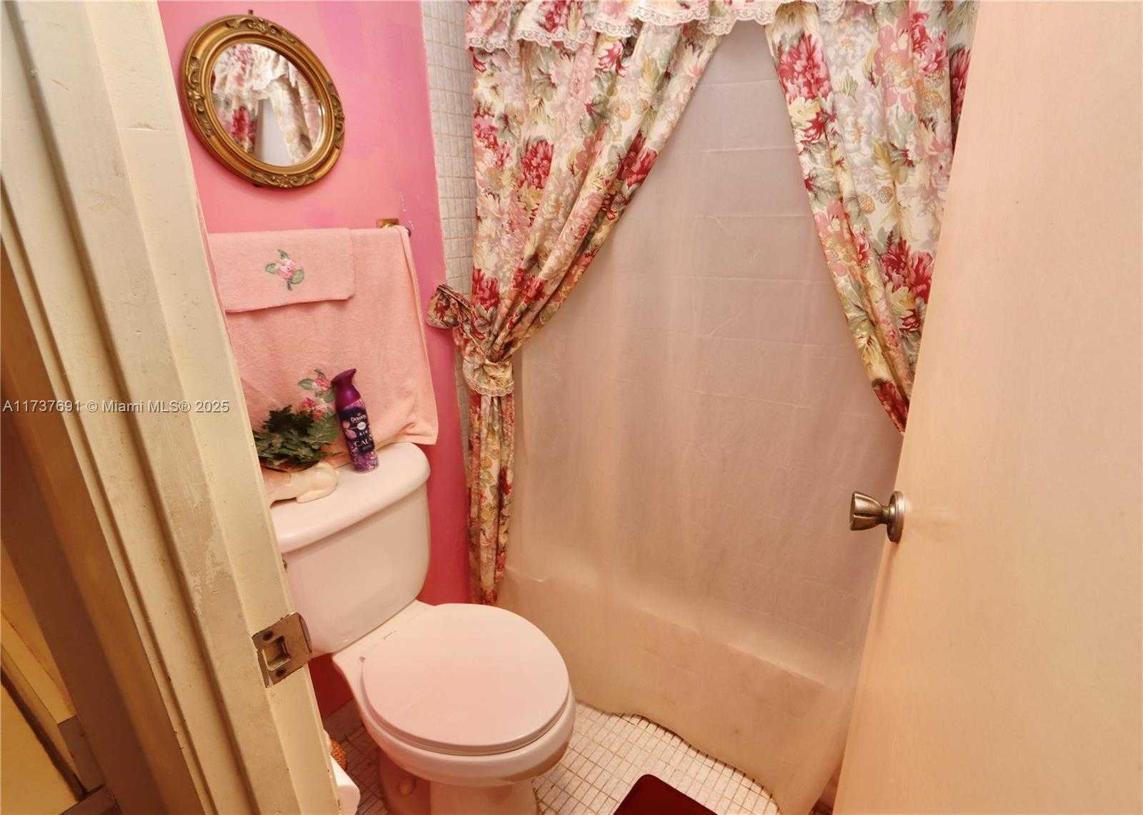 Small Image of 20301 WEST COUNTRY CLUB DR #730, Aventura Number 23