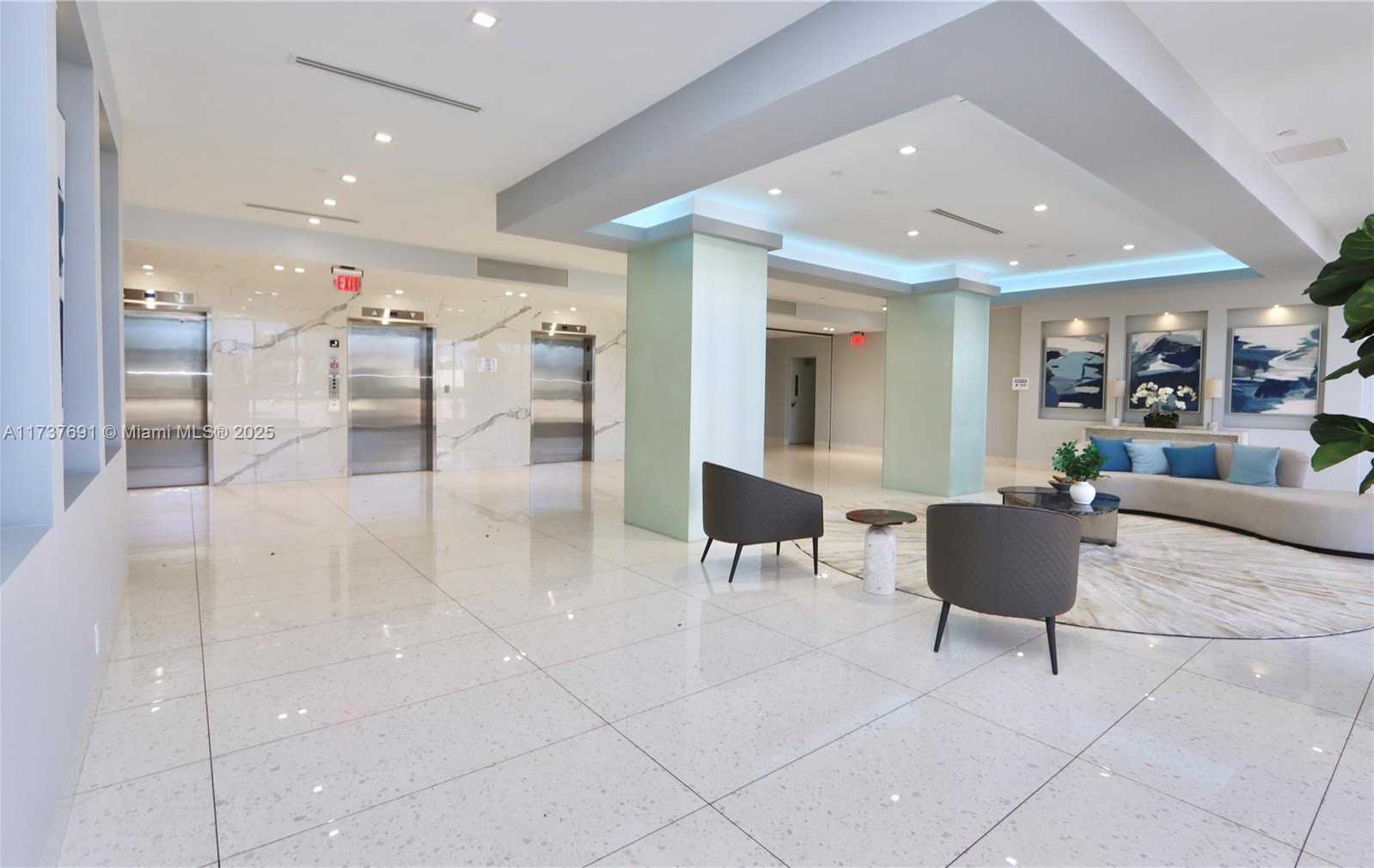 Small Image of 20301 WEST COUNTRY CLUB DR #730, Aventura Number 3