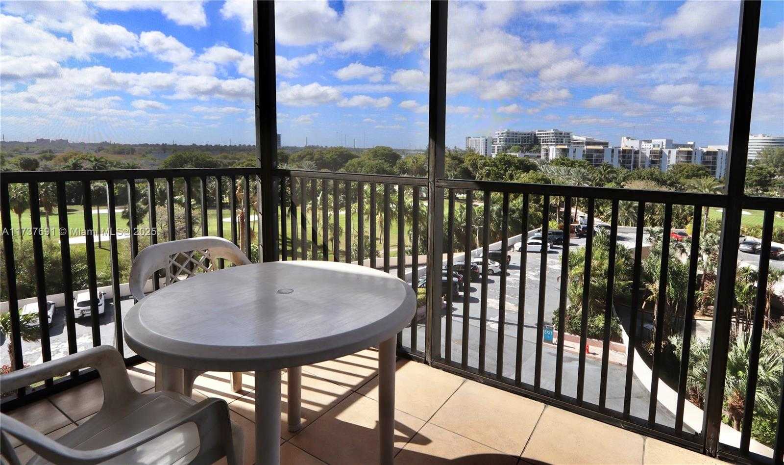 Small Image of 20301 WEST COUNTRY CLUB DR #730, Aventura Number 7