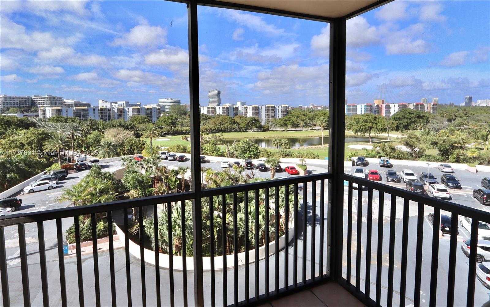 Small Image of 20301 WEST COUNTRY CLUB DR #730, Aventura Number 8