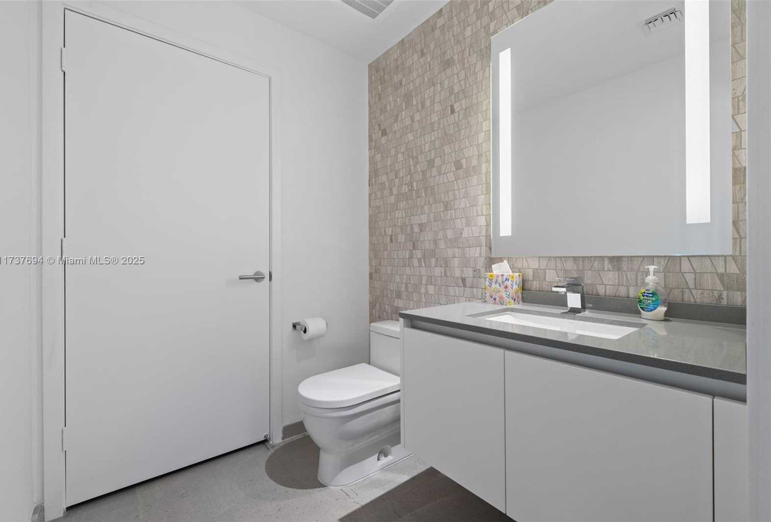 Small Image of 88 SOUTH WEST 7TH ST #2104, Miami Number 11
