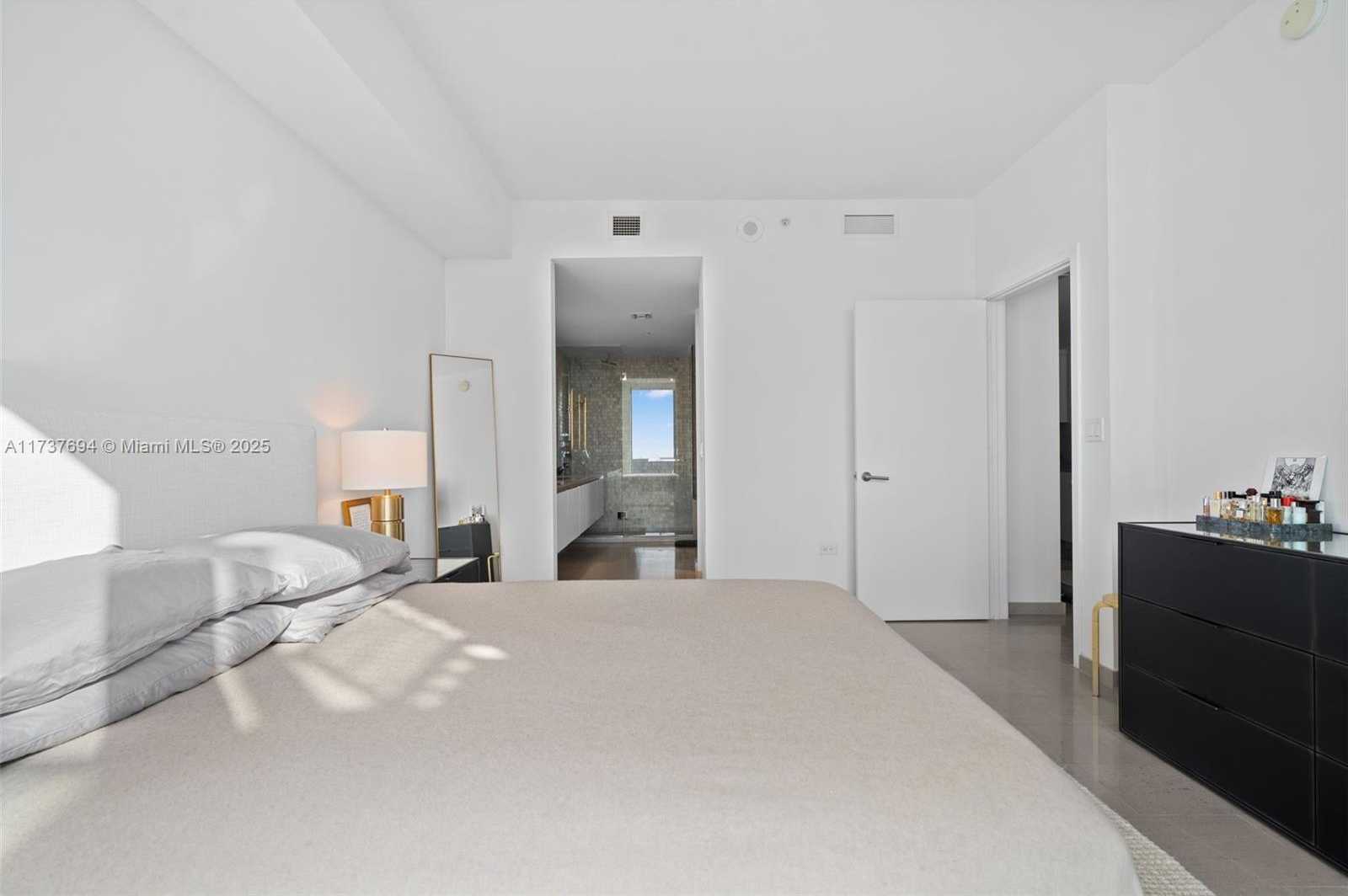 Small Image of 88 SOUTH WEST 7TH ST #2104, Miami Number 14