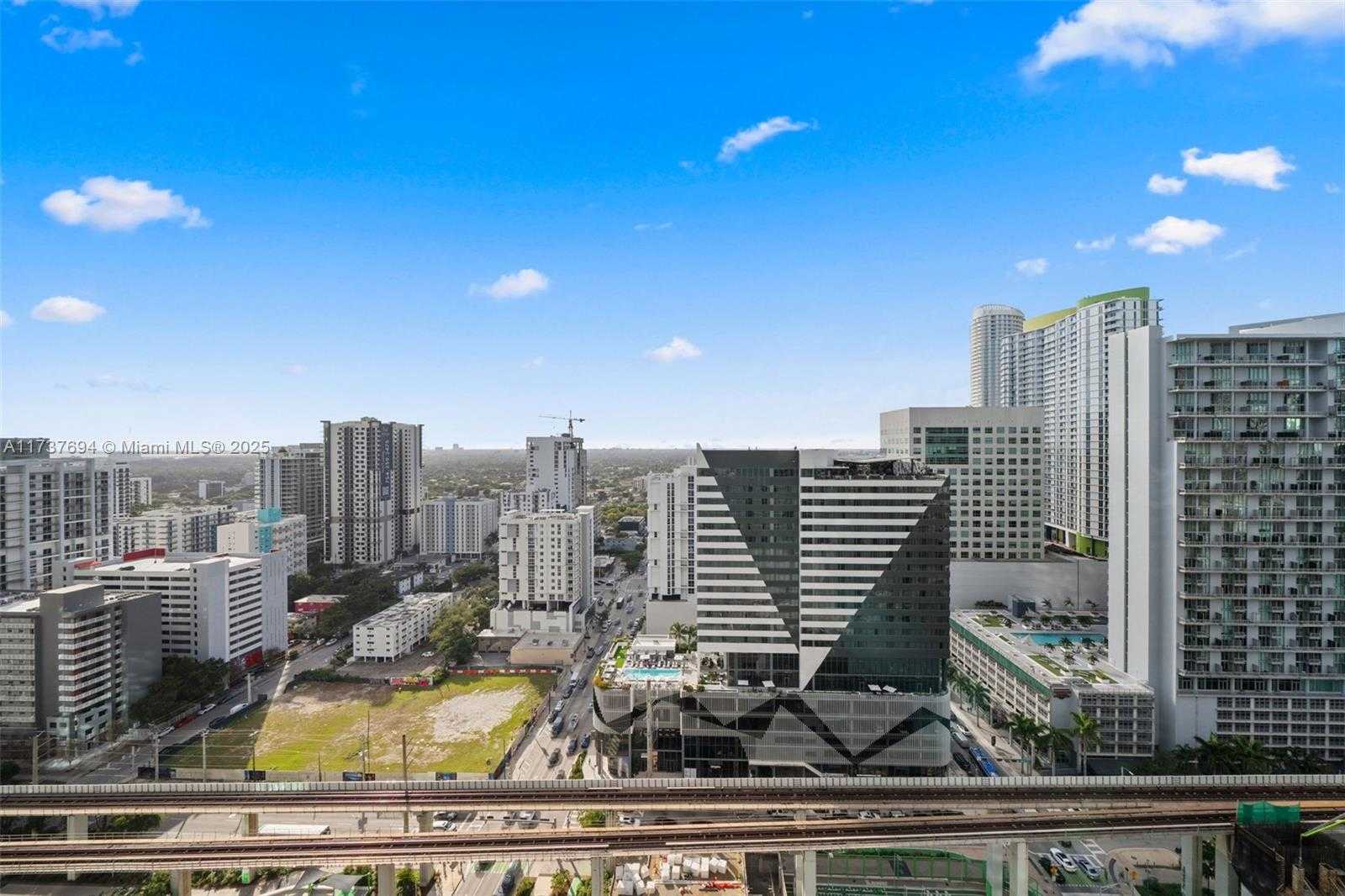 Small Image of 88 SOUTH WEST 7TH ST #2104, Miami Number 23
