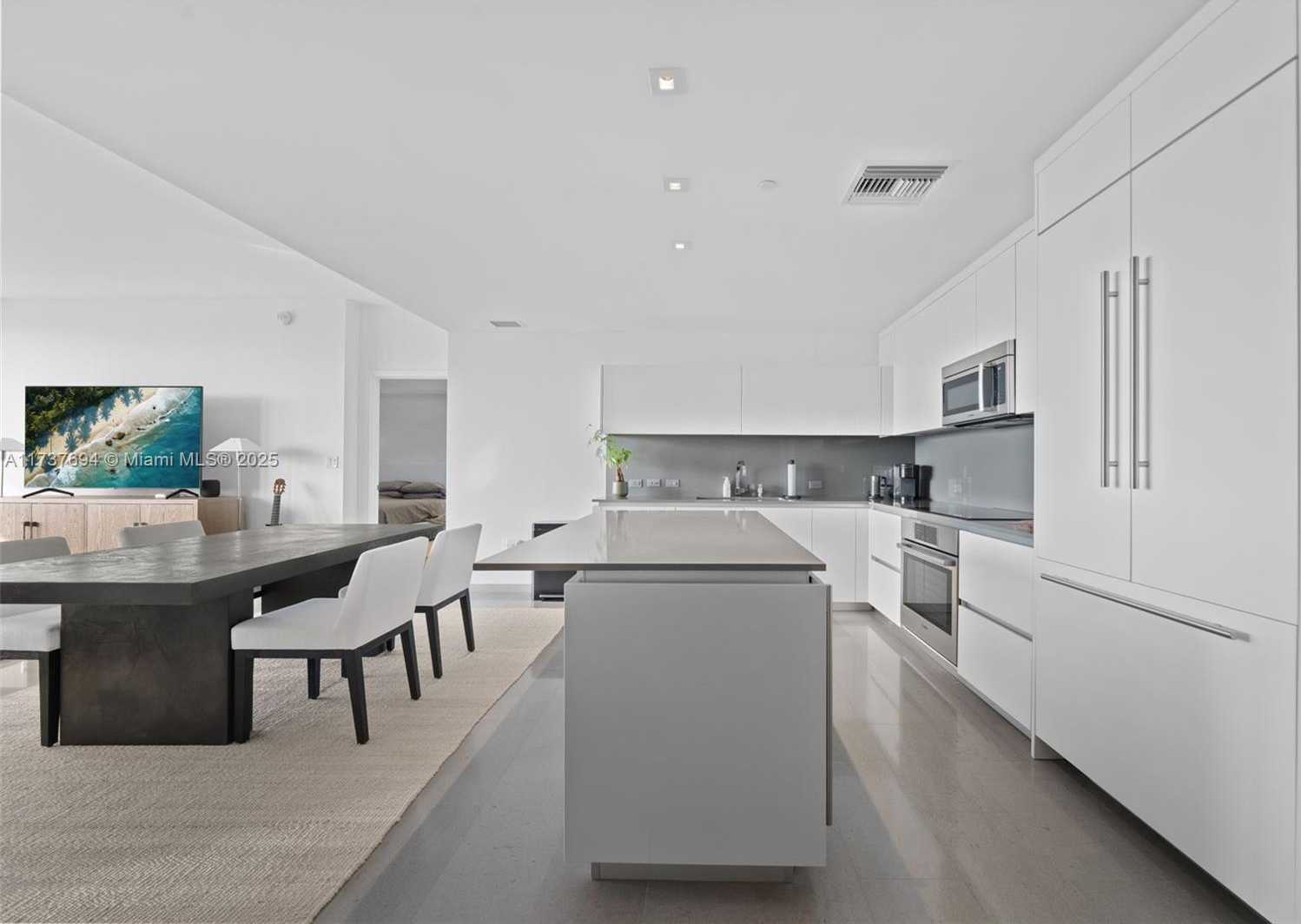 Small Image of 88 SOUTH WEST 7TH ST #2104, Miami Number 7