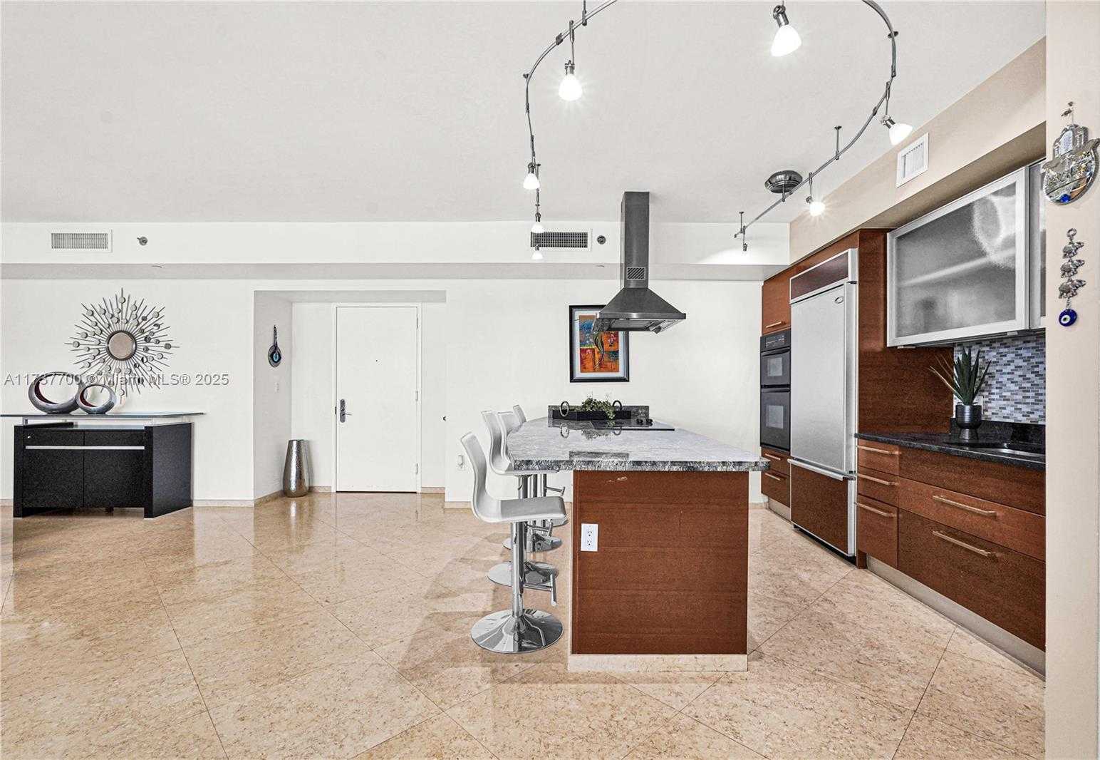 Small Image of 1800 SOUTH OCEAN DR #3410, Hallandale Beach Number 6