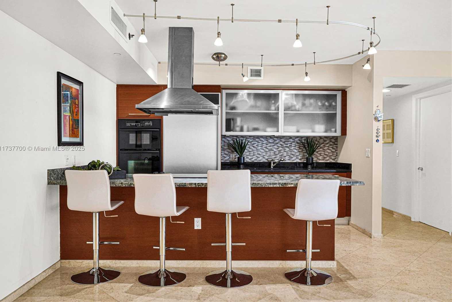 Small Image of 1800 SOUTH OCEAN DR #3410, Hallandale Beach Number 8