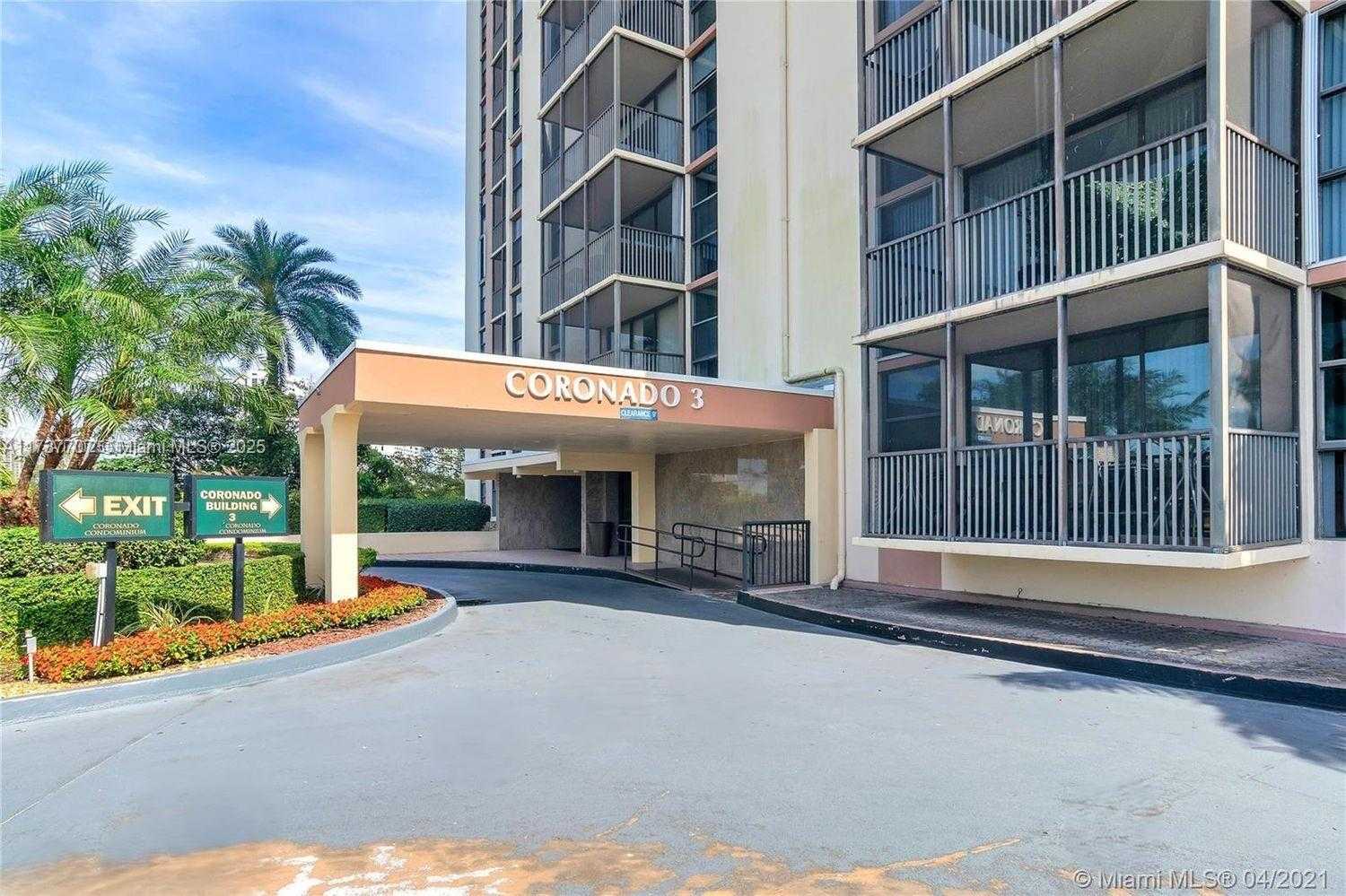 Small Image of 20379 WEST COUNTRY CLUB DR #539, Aventura Number 24