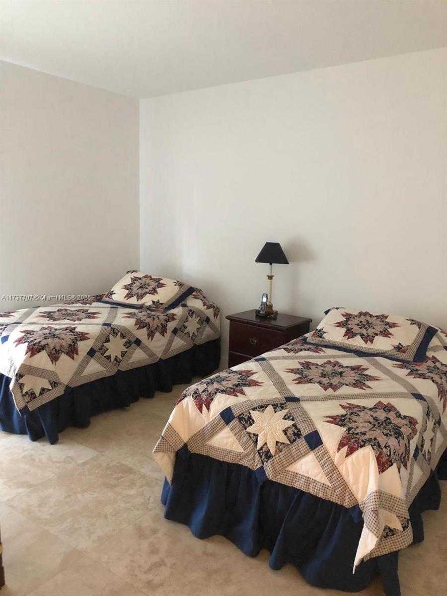 Small Image of 20379 WEST COUNTRY CLUB DR #539, Aventura Number 8