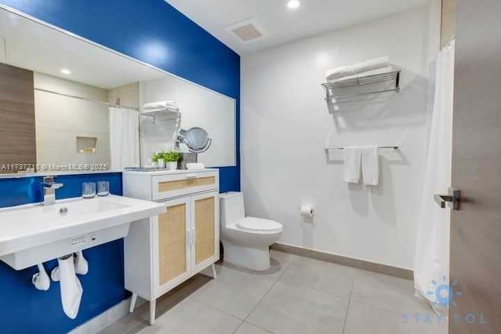 Small Image of 777 NORTH OCEAN DR #S326, Hollywood Number 11